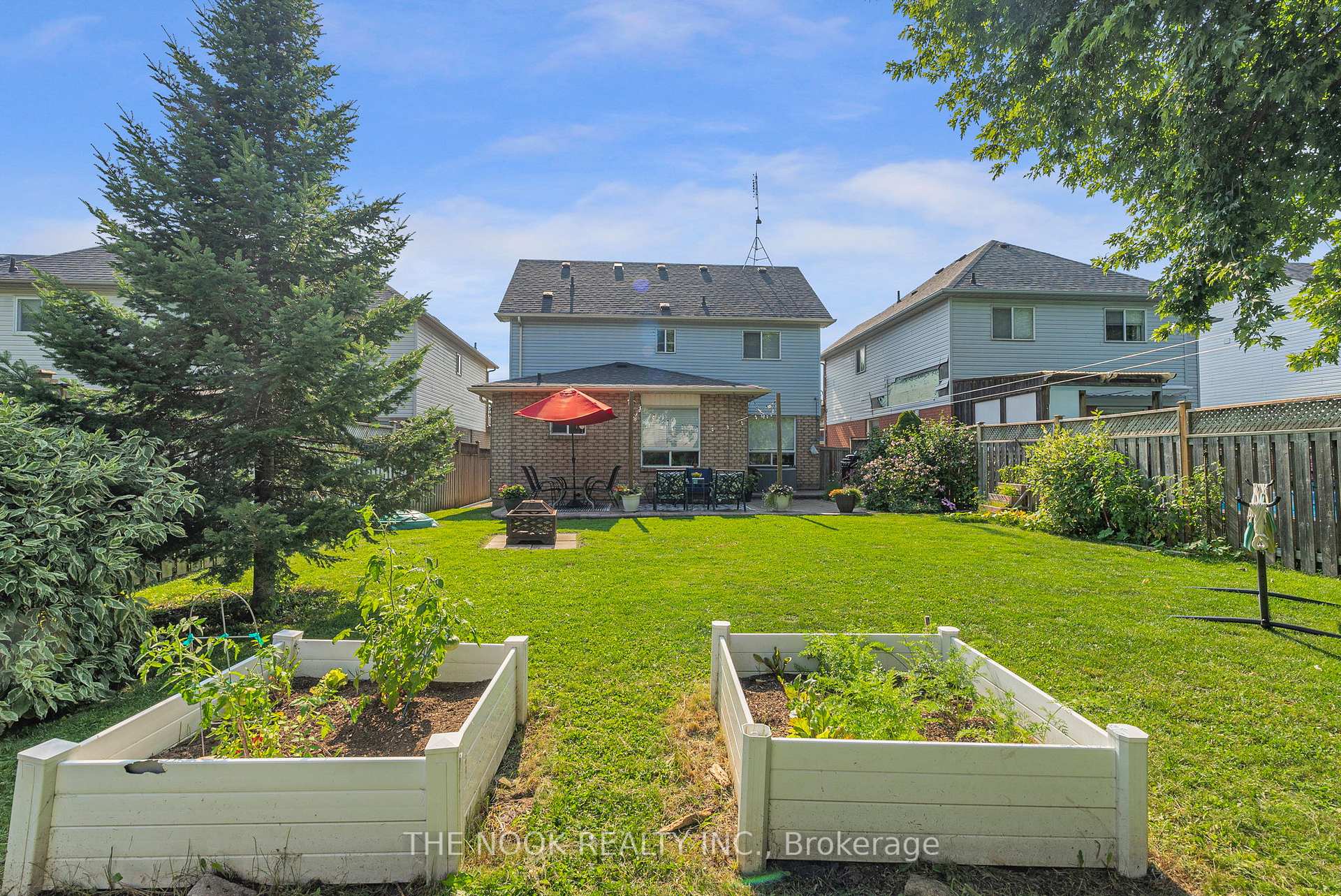 Photo 36 of 57 Bradshaw Street, Clarington, Bowmanville — HOMEH