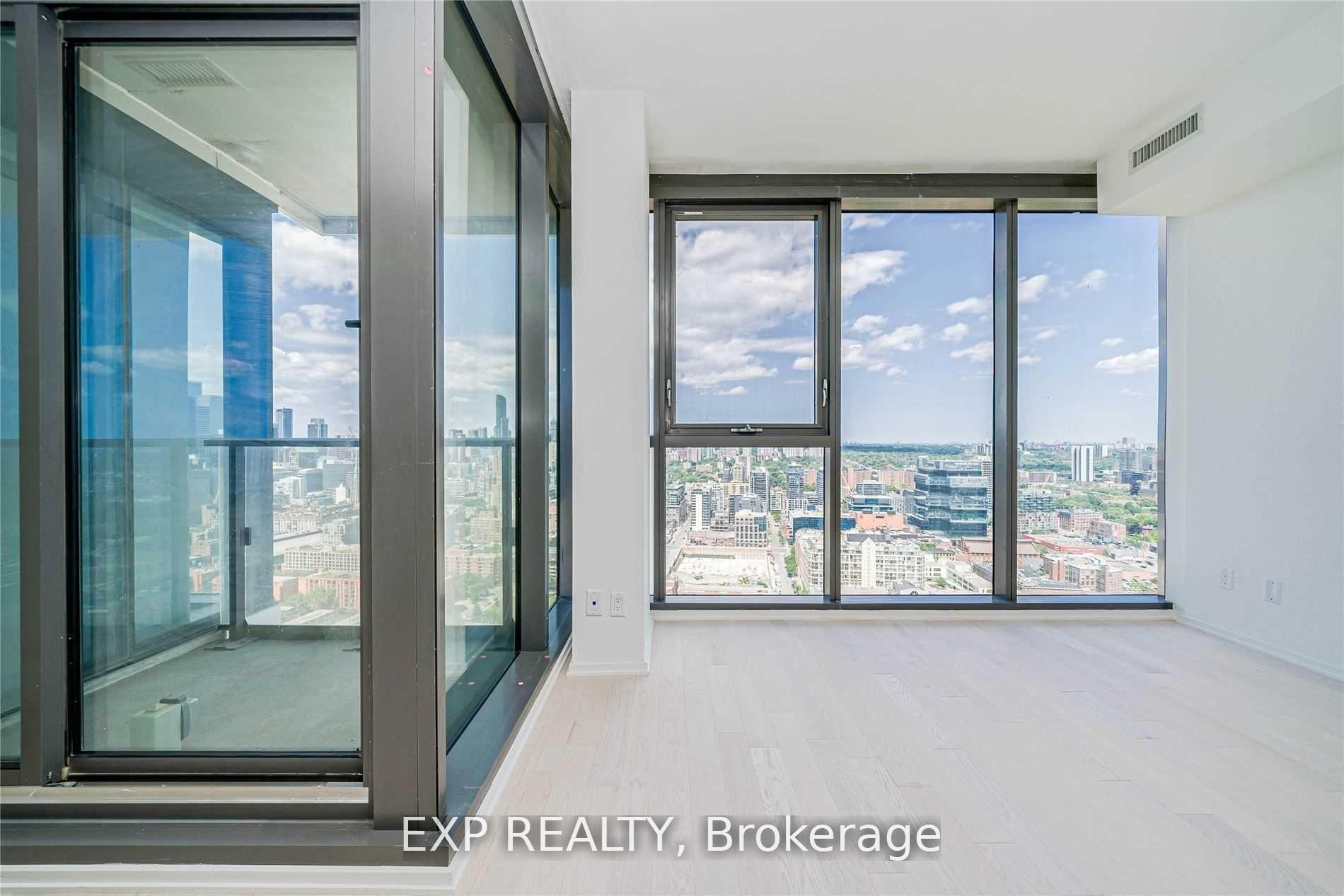 Photo 4 of Unit 3603, 16 bonnycastle Street, Toronto, Waterfront Communities — HOMEH