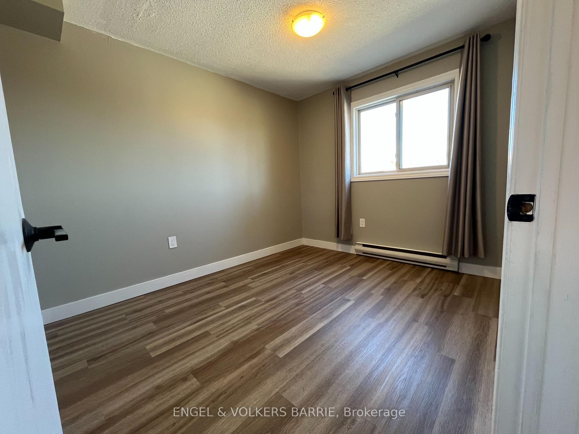 Photo 7 of Unit 8, 3 Sawmill Road, Barrie, Ardagh — HOMEH