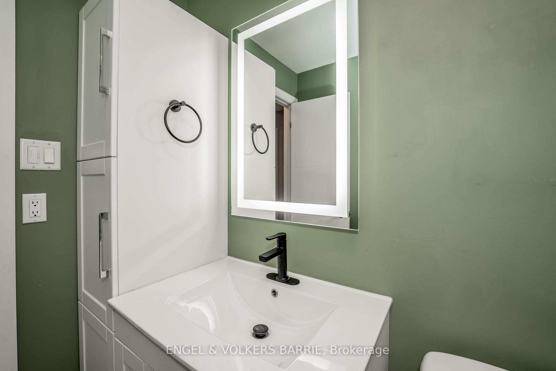 Photo 3 of Unit 8, 3 Sawmill Road, Barrie, Ardagh — HOMEH