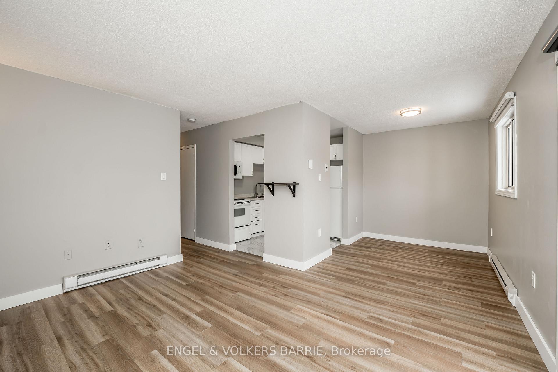 Photo 6 of Unit 8, 3 Sawmill Road, Barrie, Ardagh — HOMEH