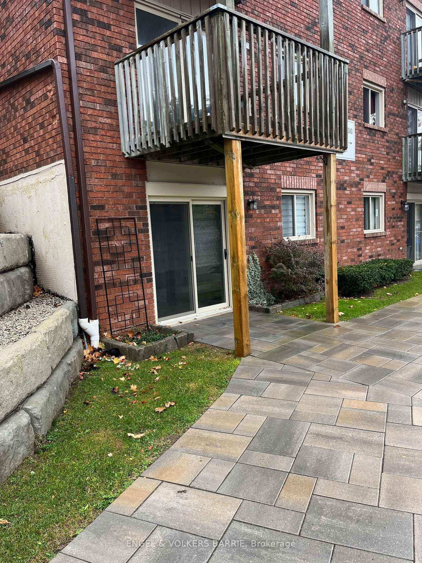Photo 12 of Unit 8, 3 Sawmill Road, Barrie, Ardagh — HOMEH