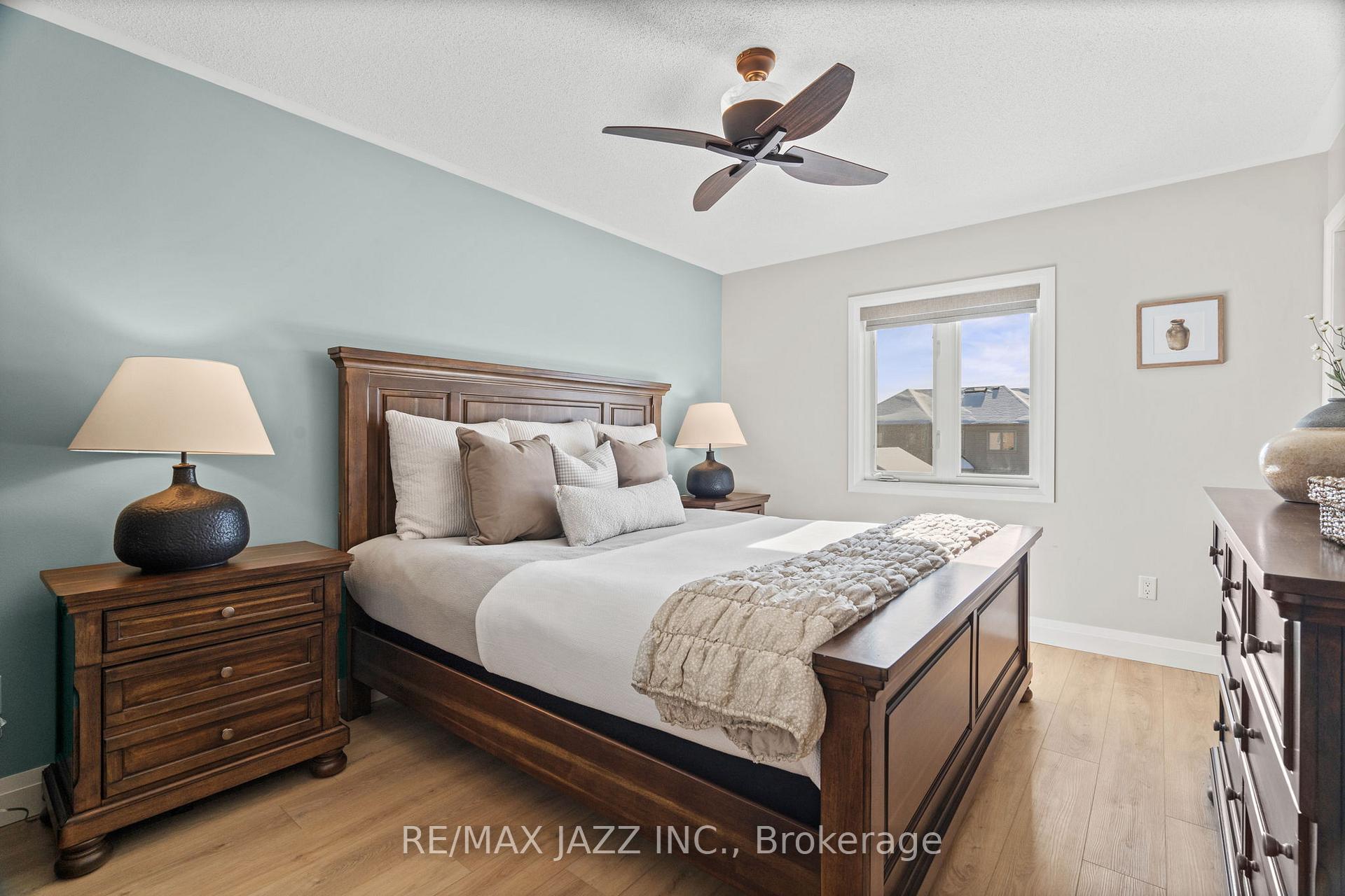 Photo 26 of 45 Ted Miller Crescent, Clarington, Bowmanville — HOMEH