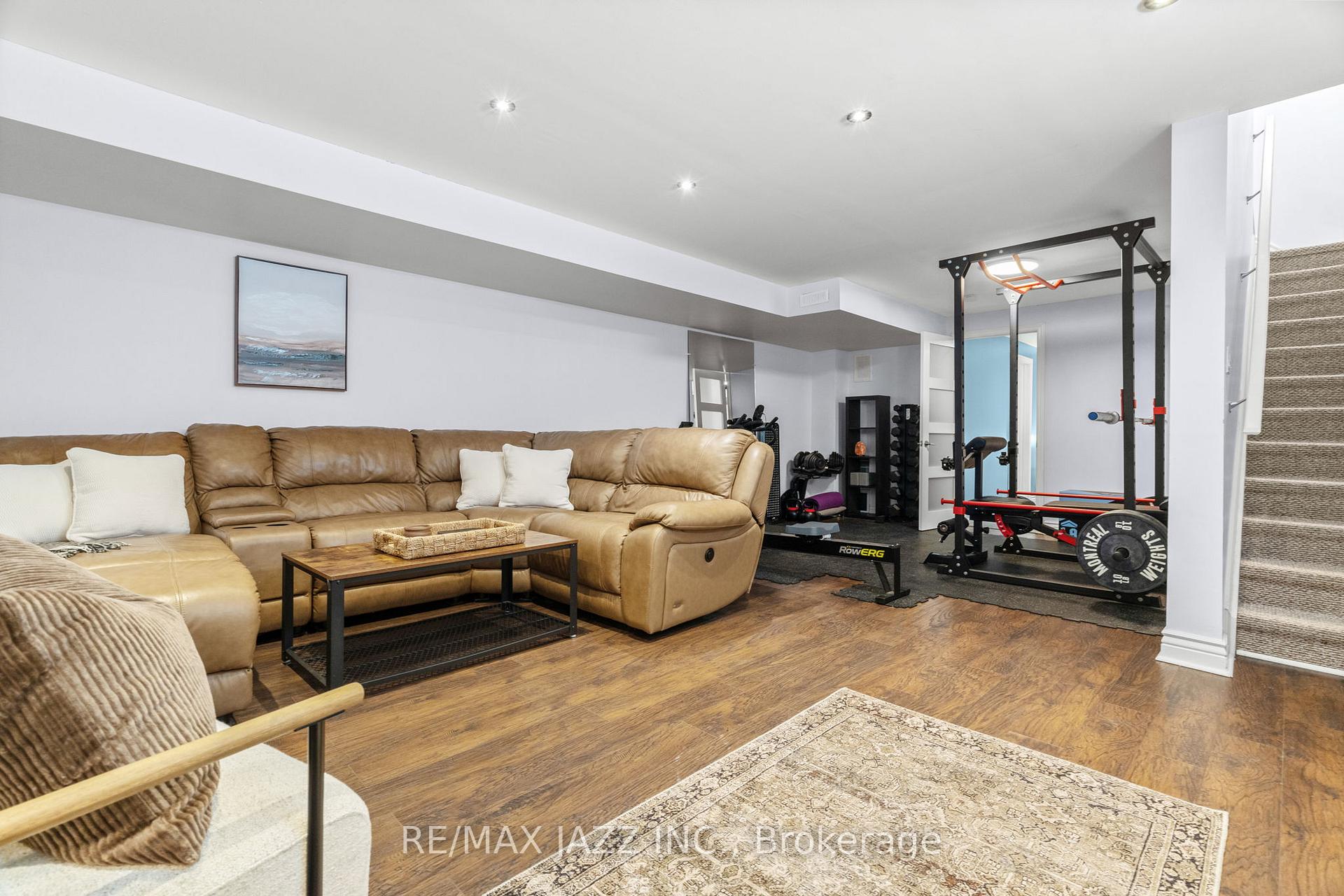Photo 29 of 45 Ted Miller Crescent, Clarington, Bowmanville — HOMEH