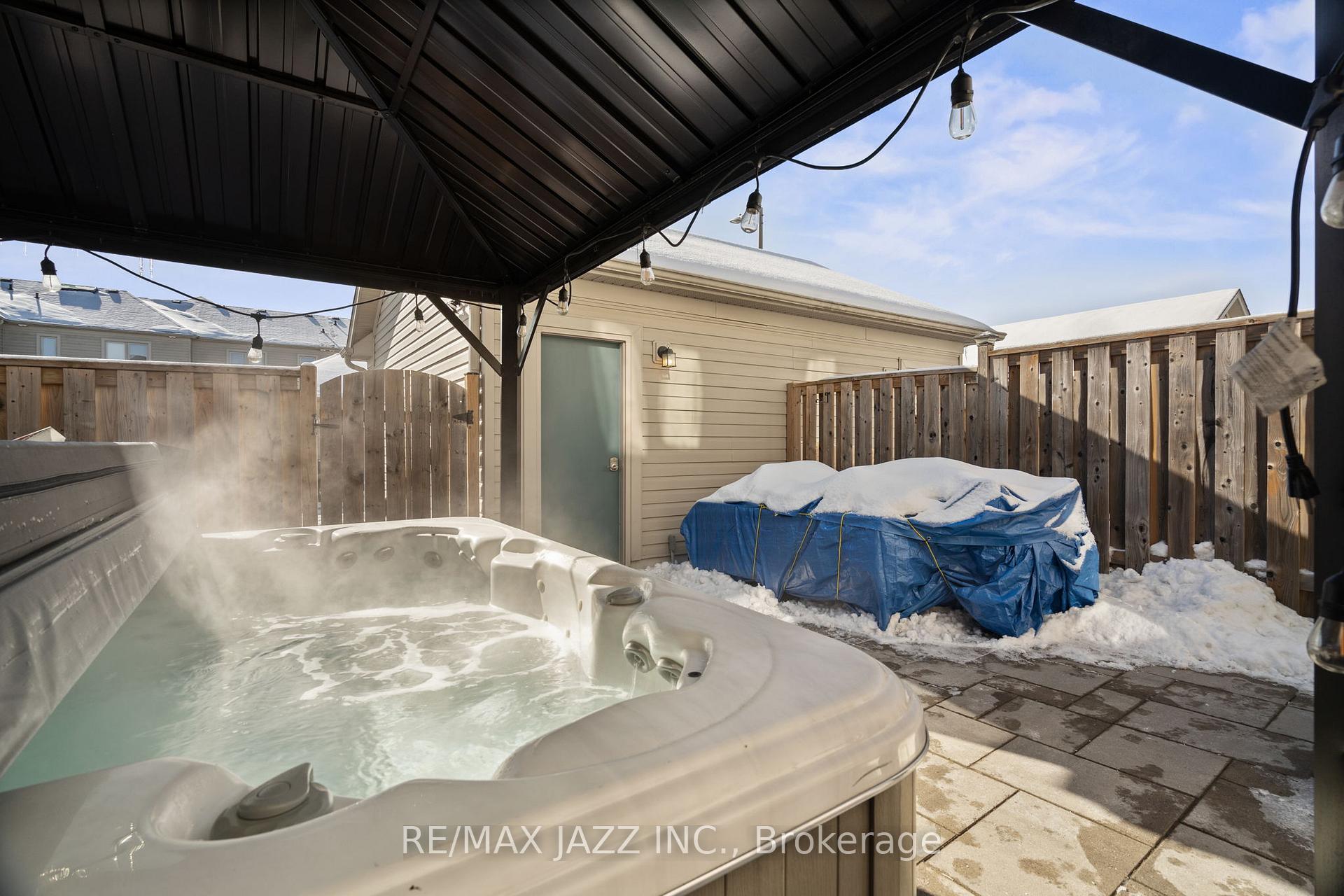 Photo 36 of 45 Ted Miller Crescent, Clarington, Bowmanville — HOMEH