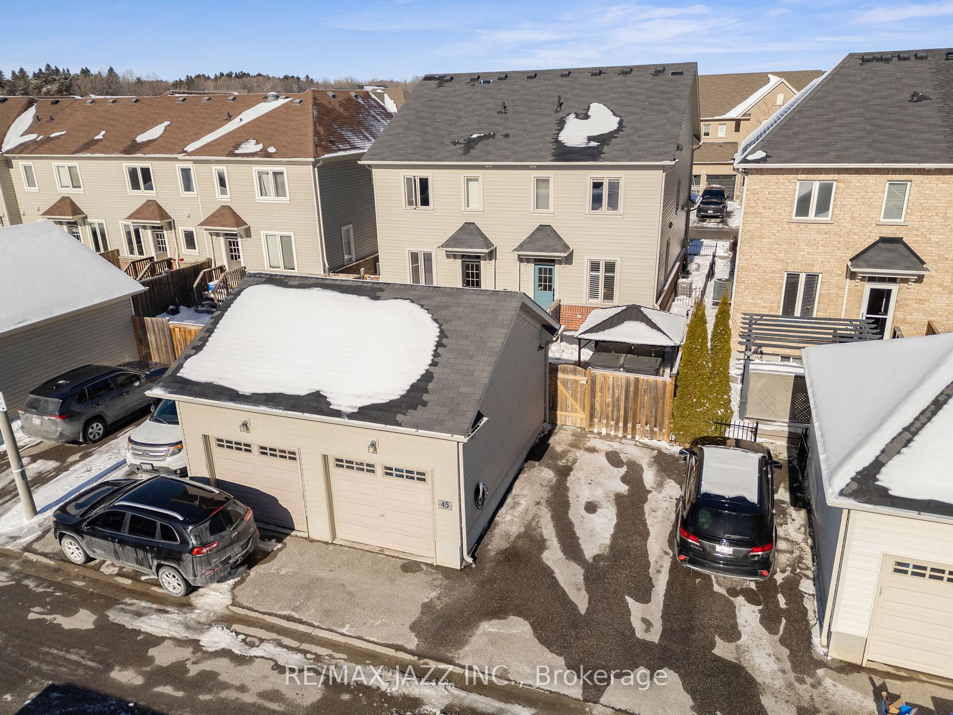 Photo 42 of 45 Ted Miller Crescent, Clarington, Bowmanville — HOMEH