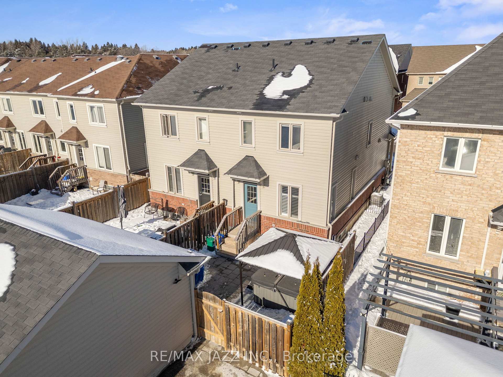 Photo 41 of 45 Ted Miller Crescent, Clarington, Bowmanville — HOMEH