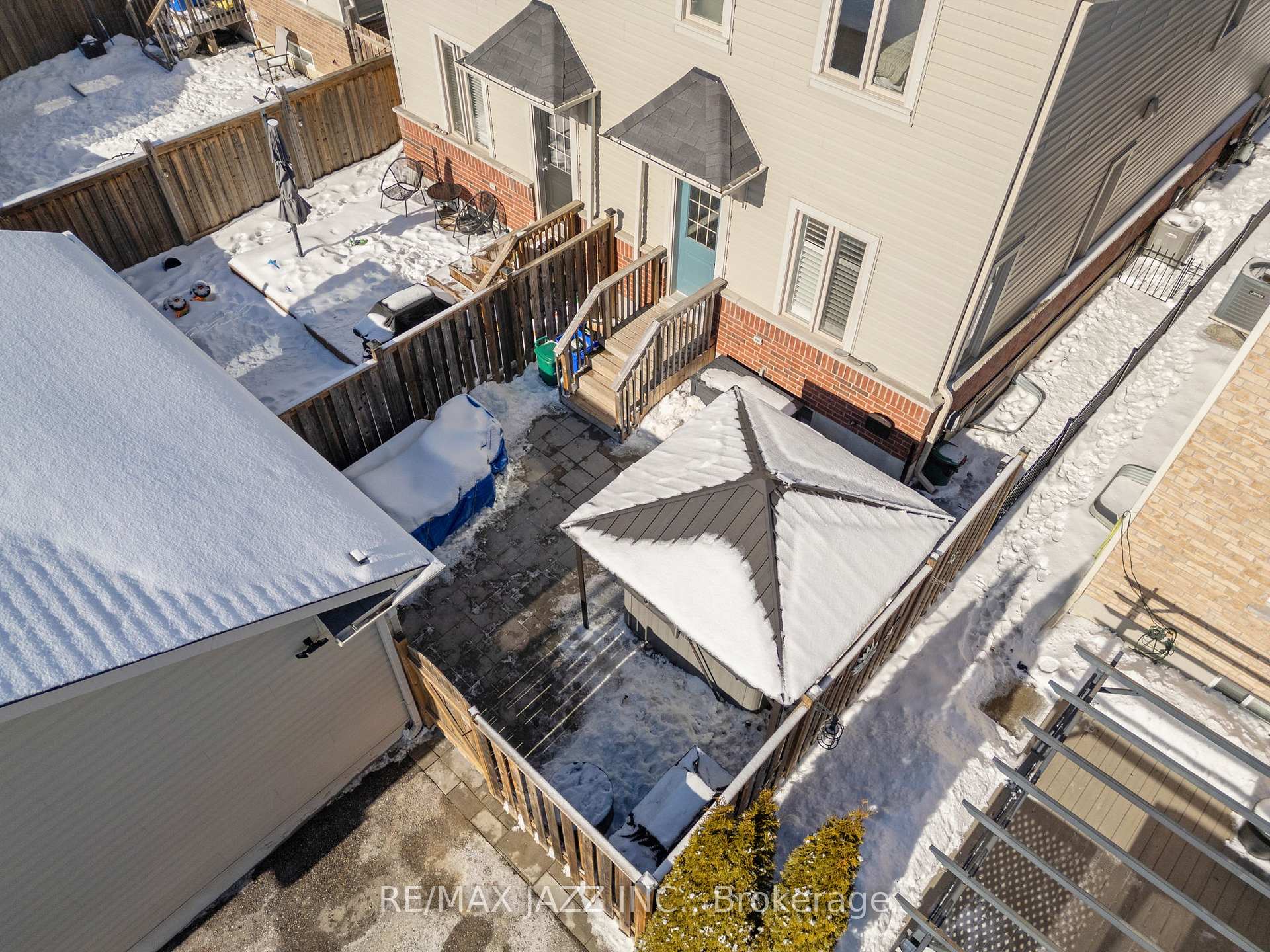 Photo 37 of 45 Ted Miller Crescent, Clarington, Bowmanville — HOMEH