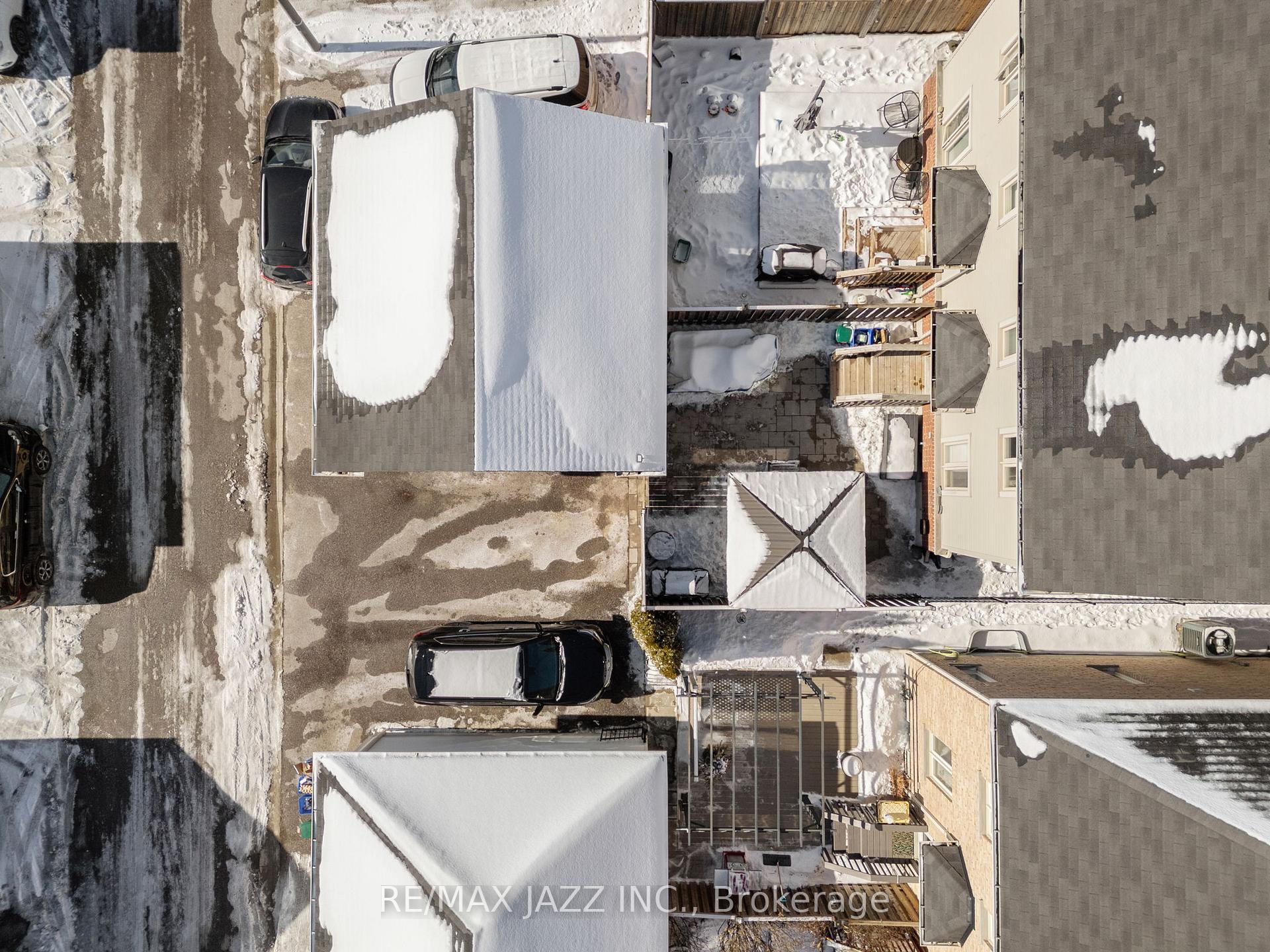 Photo 38 of 45 Ted Miller Crescent, Clarington, Bowmanville — HOMEH
