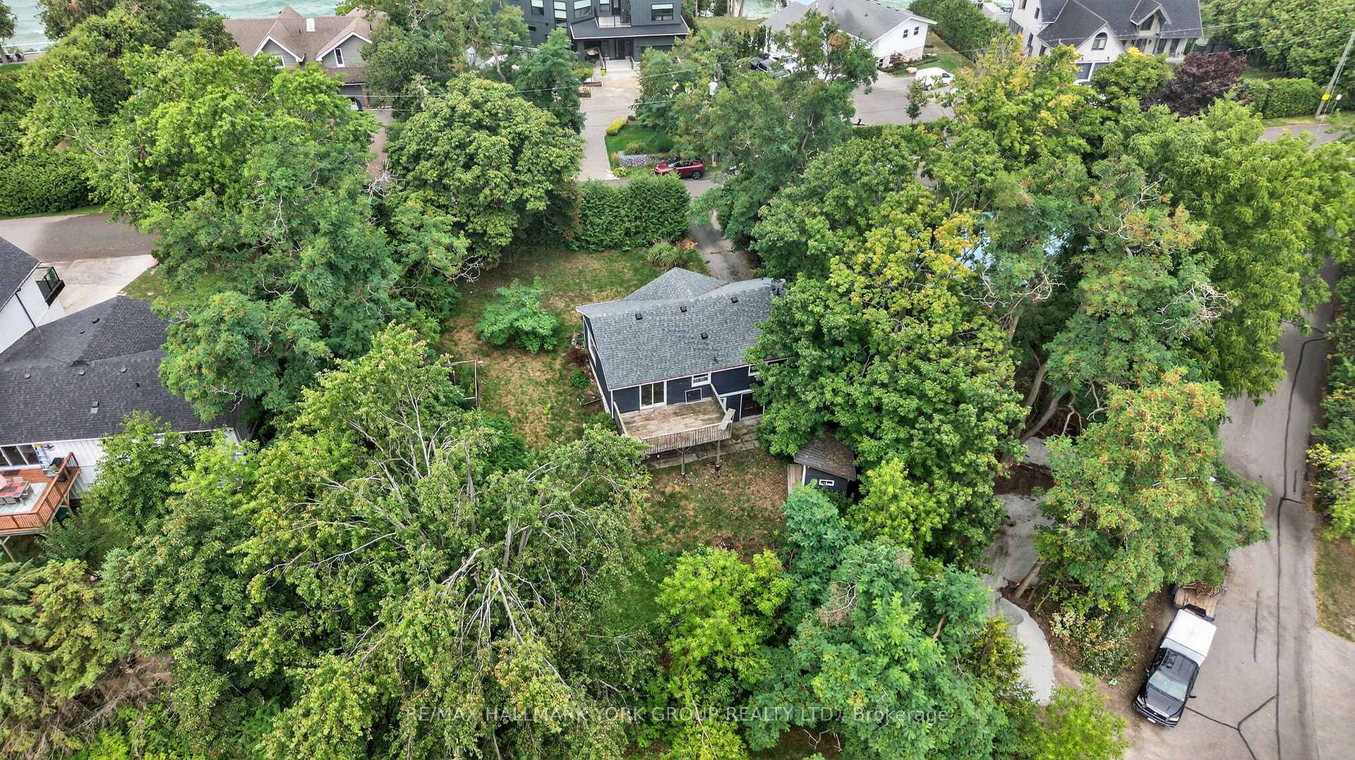 Photo 4 of 19 Malone Road, Georgina, Sutton & Jackson's Point — HOMEH
