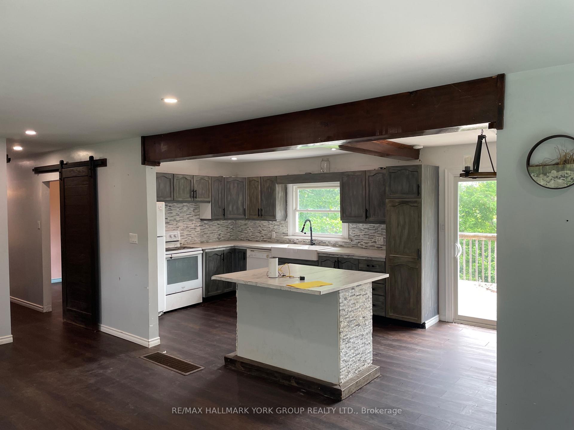 Photo 16 of 19 Malone Road, Georgina, Sutton & Jackson's Point — HOMEH