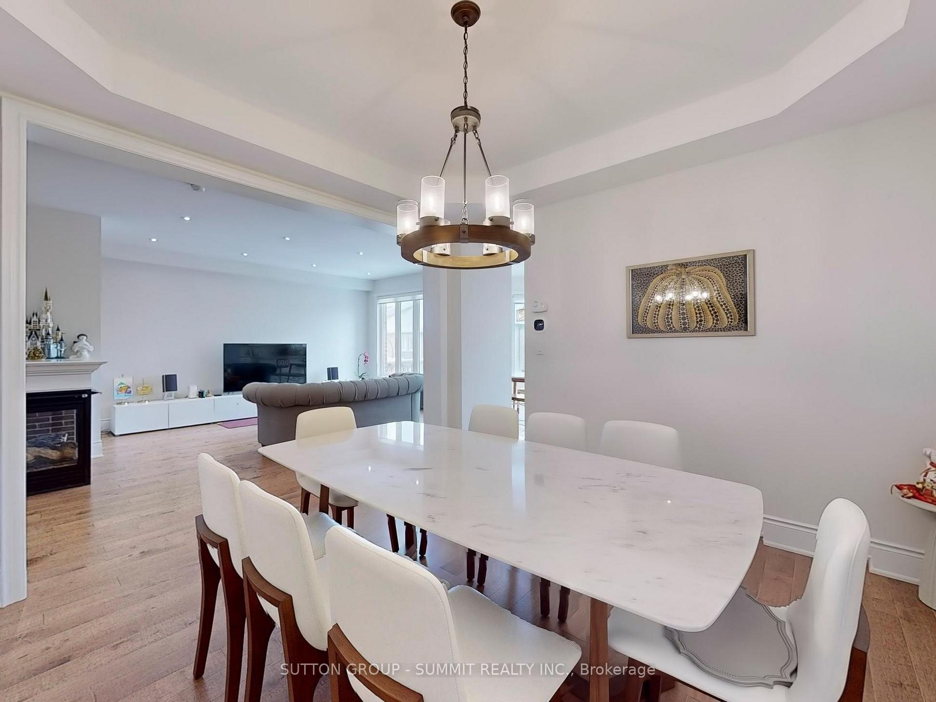 Photo 6 of 108 Wilfred Murison Avenue, Markham, Berczy — HOMEH