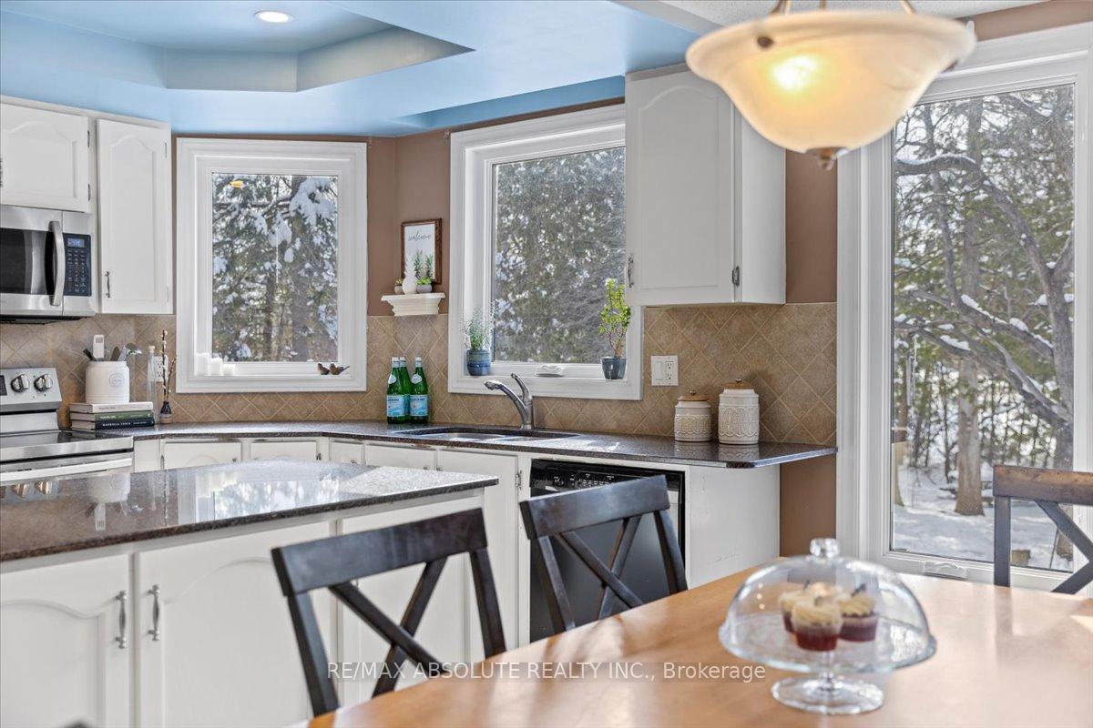Photo 20 of 15 Pinecone Trail, Ottawa, Stittsville (Central) — HOMEH