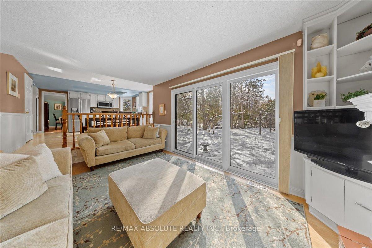 Photo 38 of 15 Pinecone Trail, Ottawa, Stittsville (Central) — HOMEH