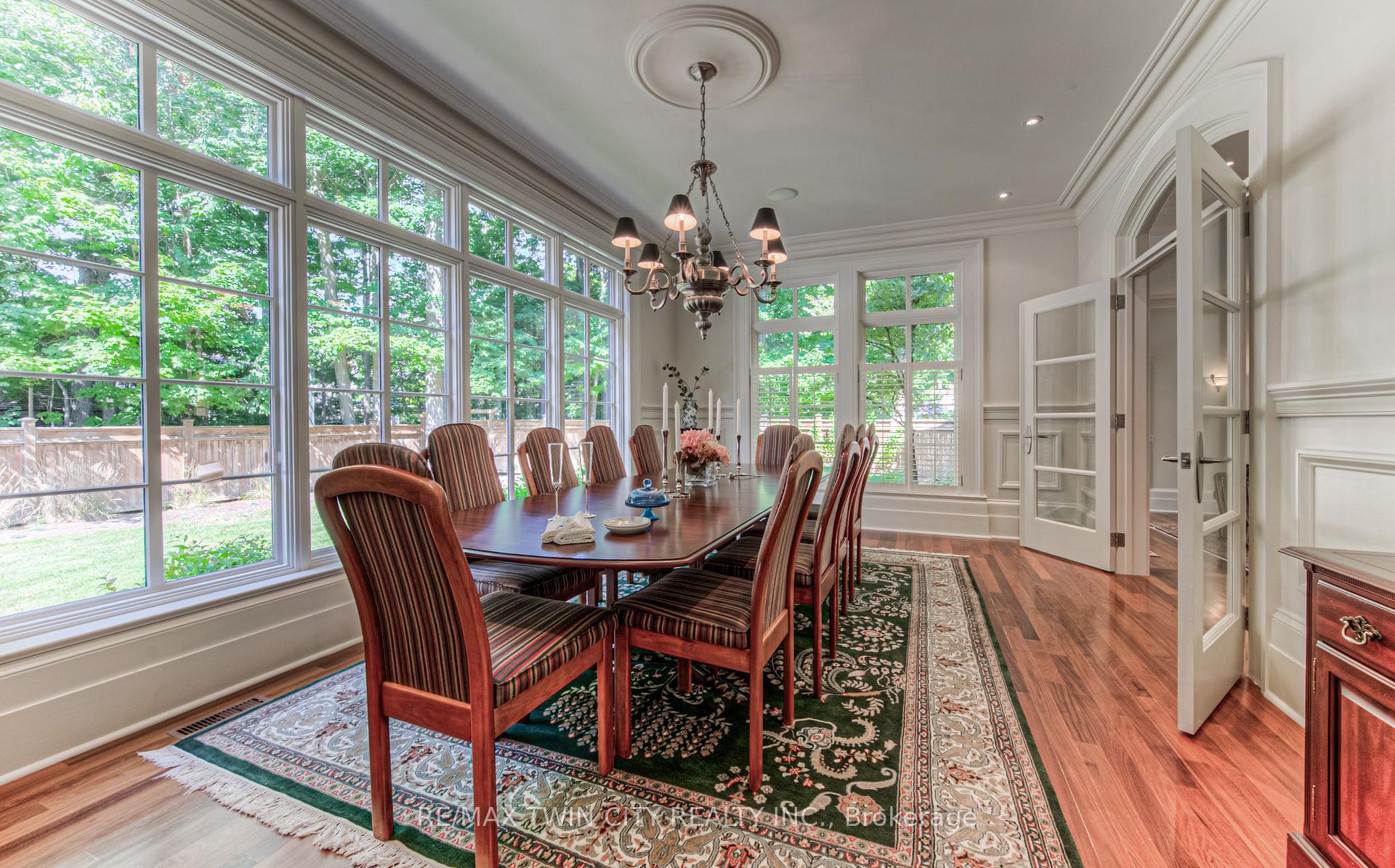 Photo 16 of 573 Sugarbush Drive, Waterloo — HOMEH