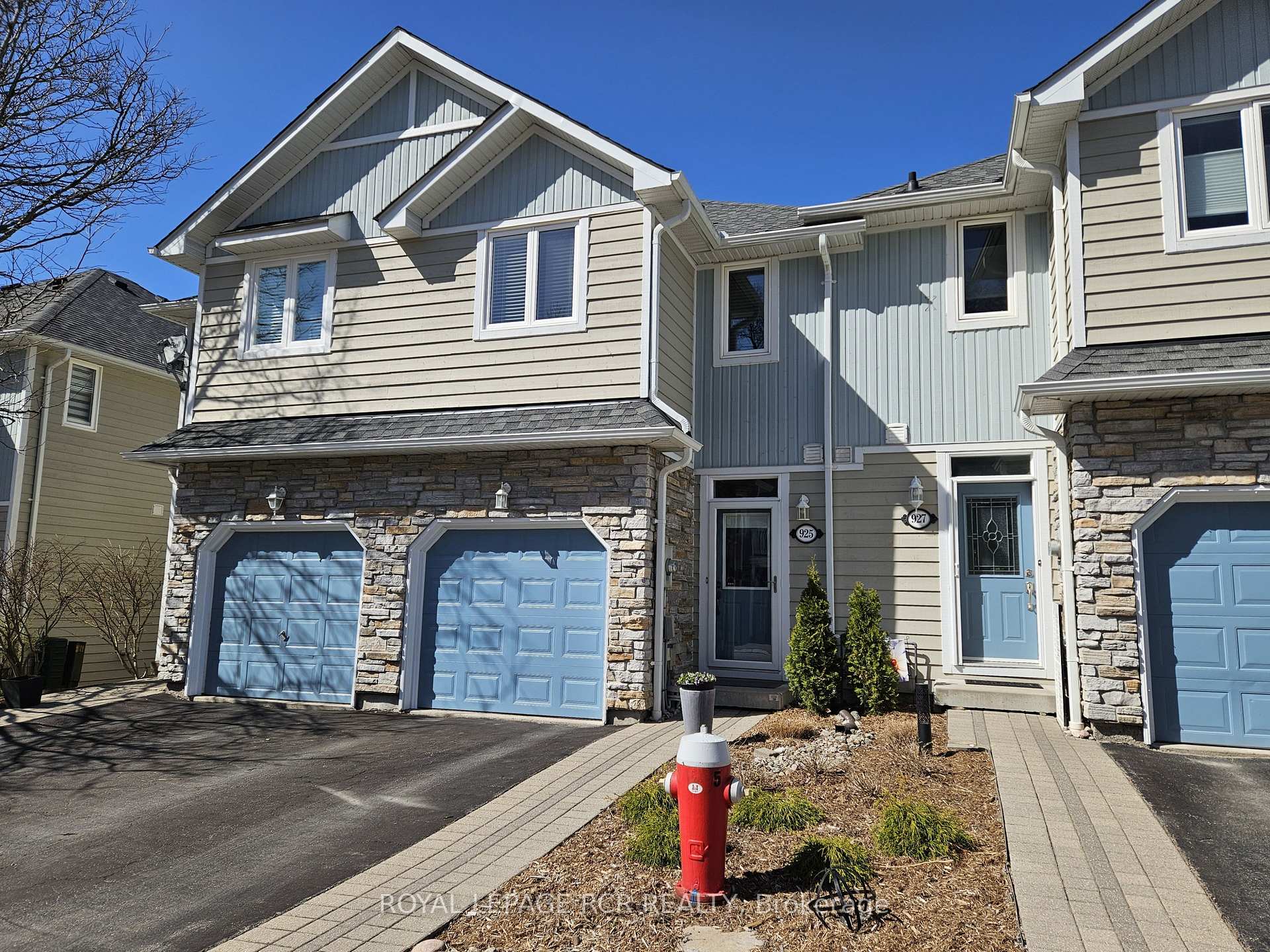 Photo 12 of 925 Creekfront Way, Newmarket, Gorham-College Manor — HOMEH