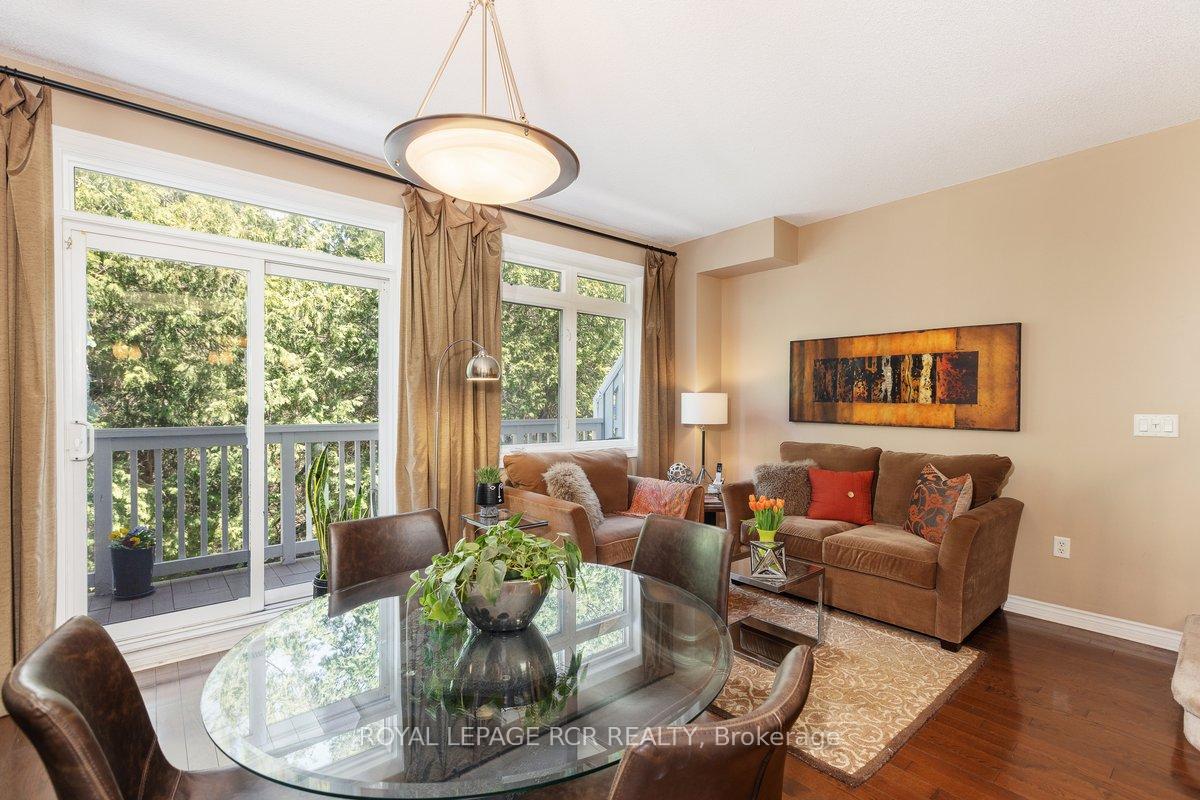 Photo 16 of 925 Creekfront Way, Newmarket, Gorham-College Manor — HOMEH