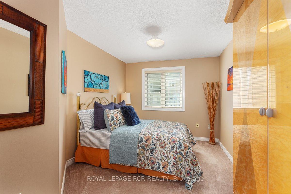 Photo 23 of 925 Creekfront Way, Newmarket, Gorham-College Manor — HOMEH
