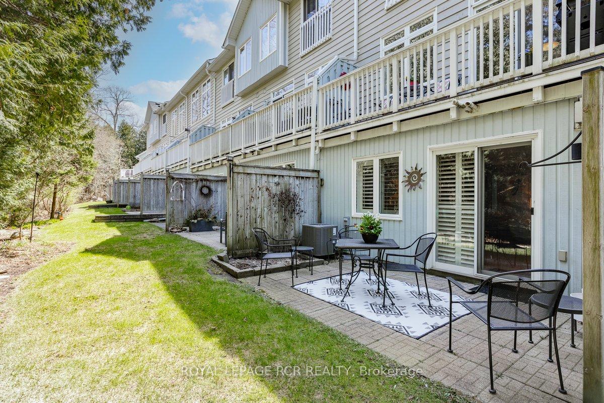 Photo 22 of 925 Creekfront Way, Newmarket, Gorham-College Manor — HOMEH