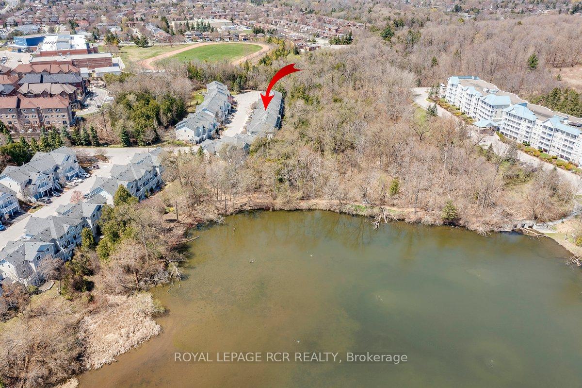 Photo 13 of 925 Creekfront Way, Newmarket, Gorham-College Manor — HOMEH