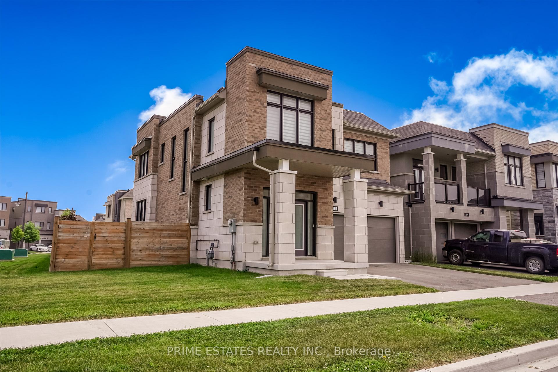 Photo 2 of 51 Clipper Lane, Clarington, Bowmanville — HOMEH