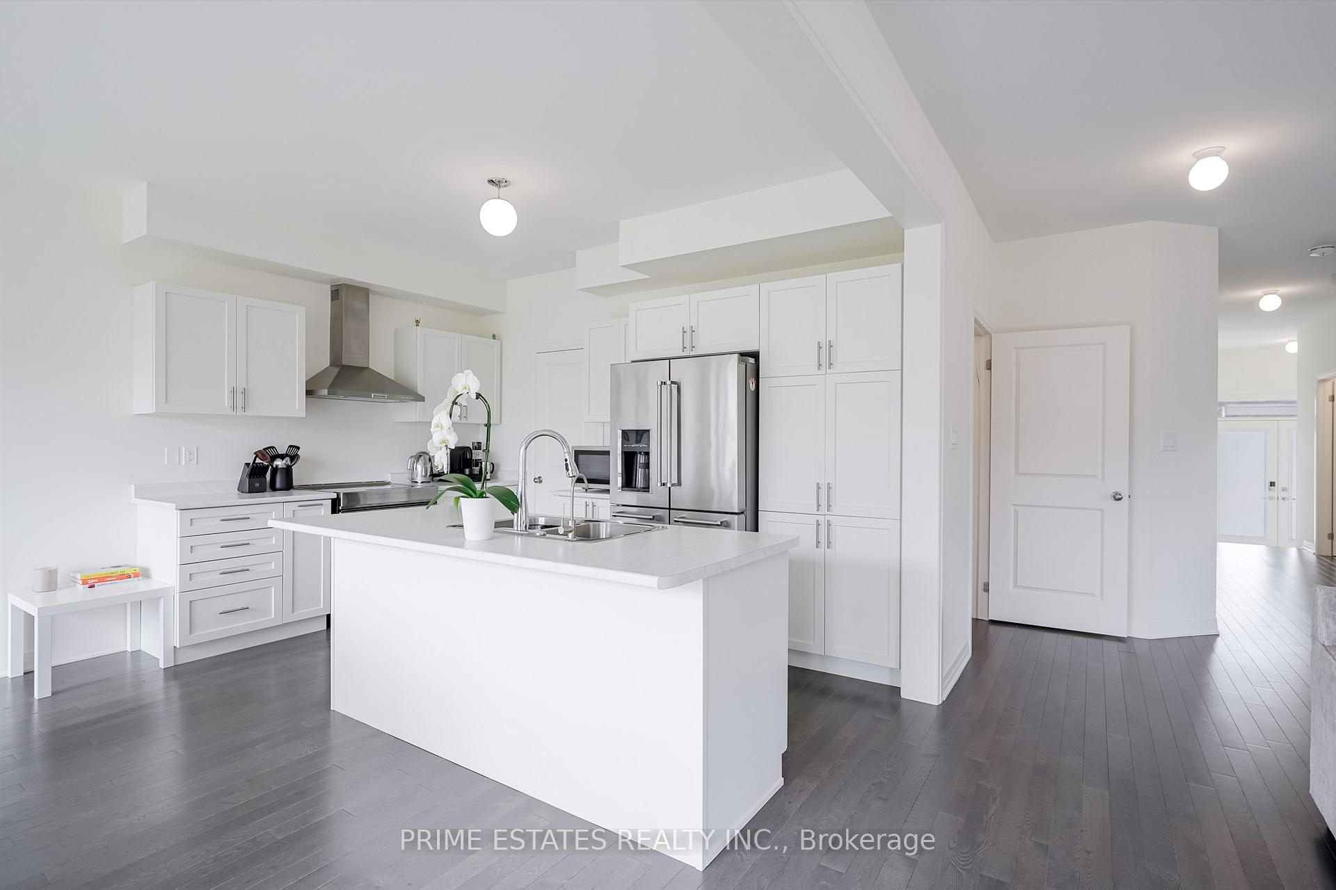 Photo 15 of 51 Clipper Lane, Clarington, Bowmanville — HOMEH