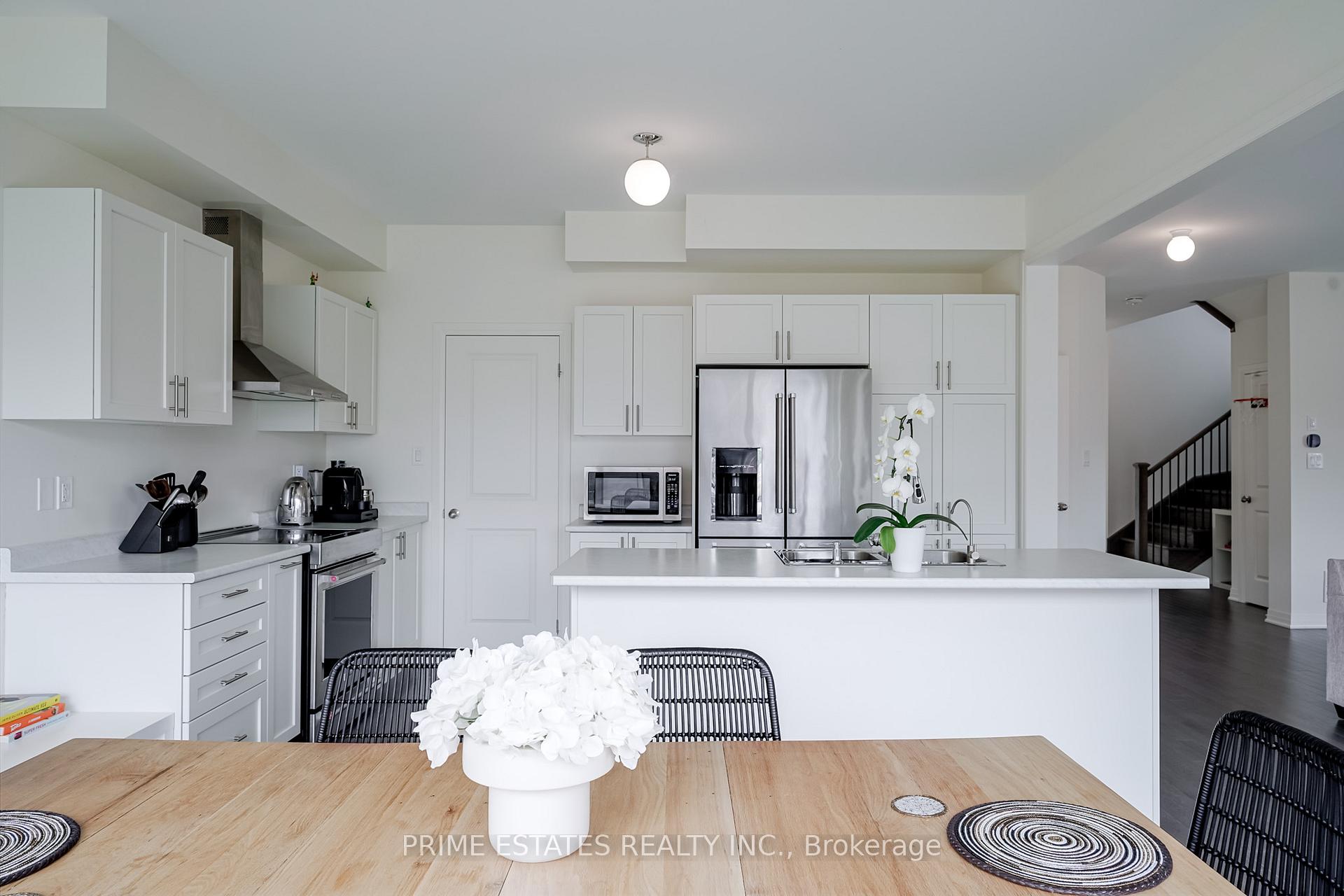 Photo 20 of 51 Clipper Lane, Clarington, Bowmanville — HOMEH