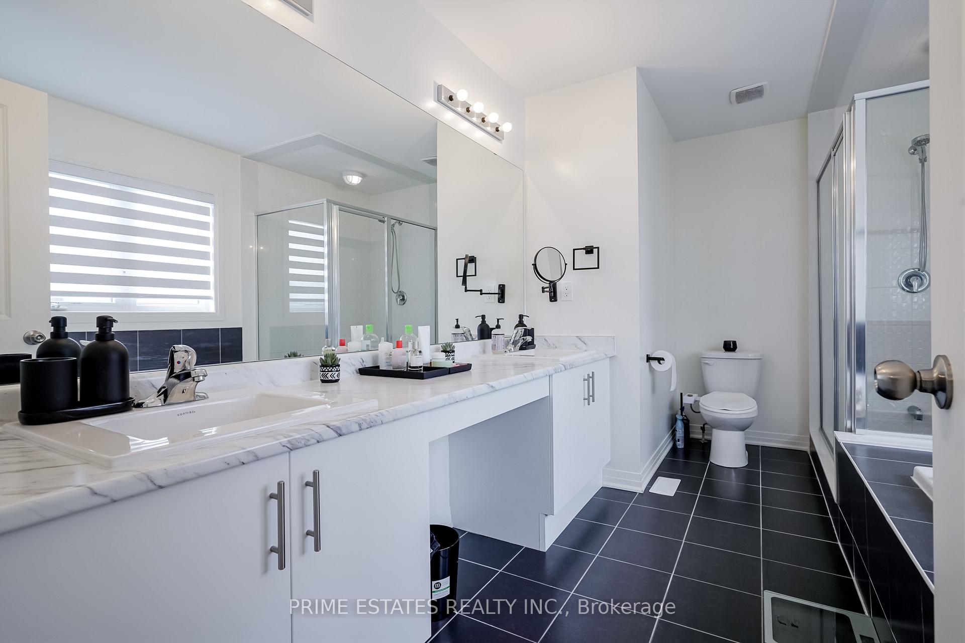 Photo 25 of 51 Clipper Lane, Clarington, Bowmanville — HOMEH