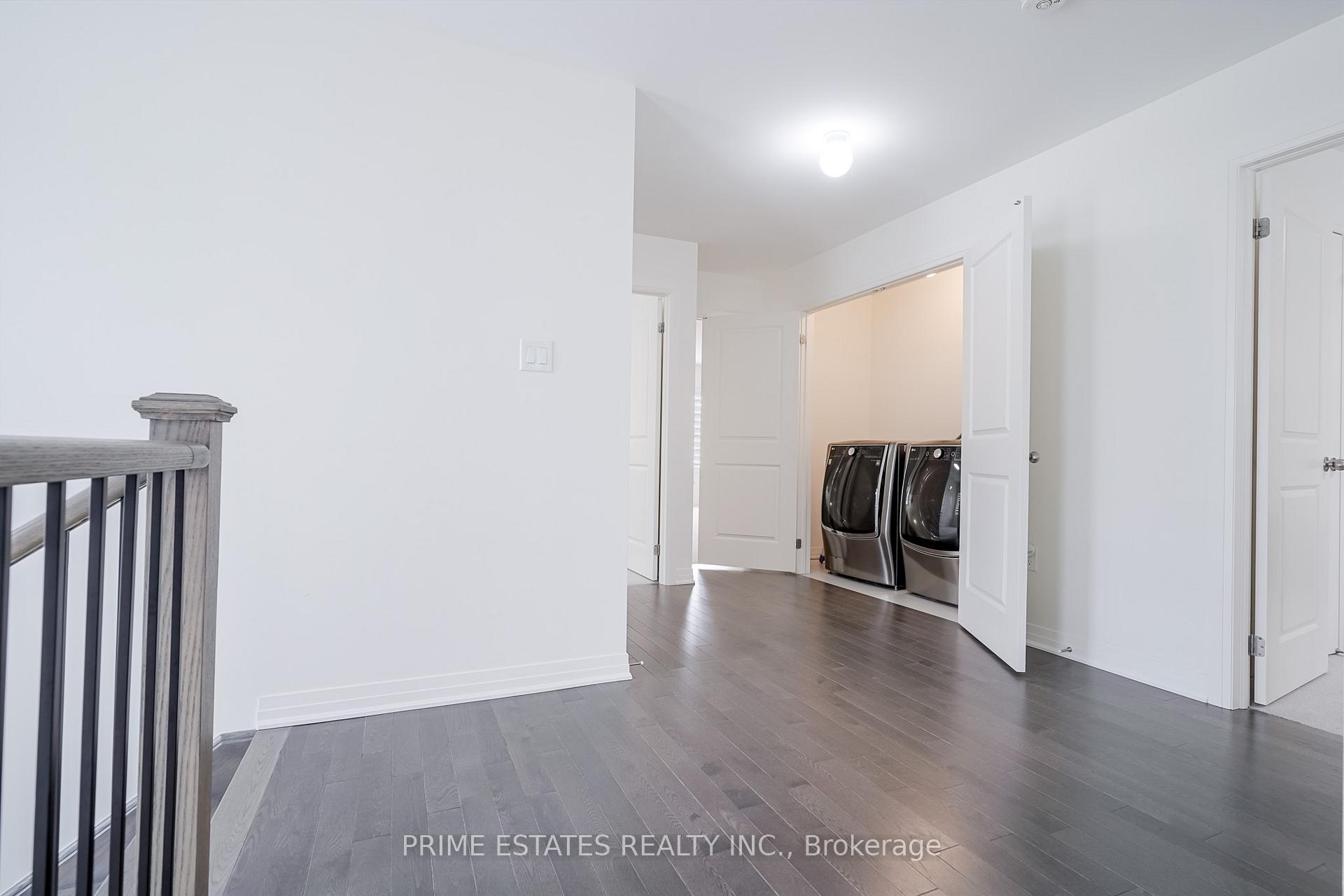 Photo 37 of 51 Clipper Lane, Clarington, Bowmanville — HOMEH