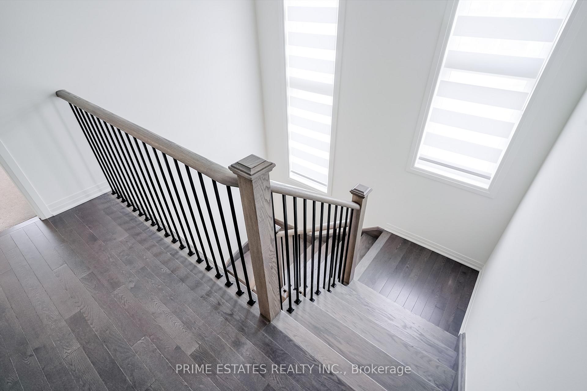 Photo 41 of 51 Clipper Lane, Clarington, Bowmanville — HOMEH