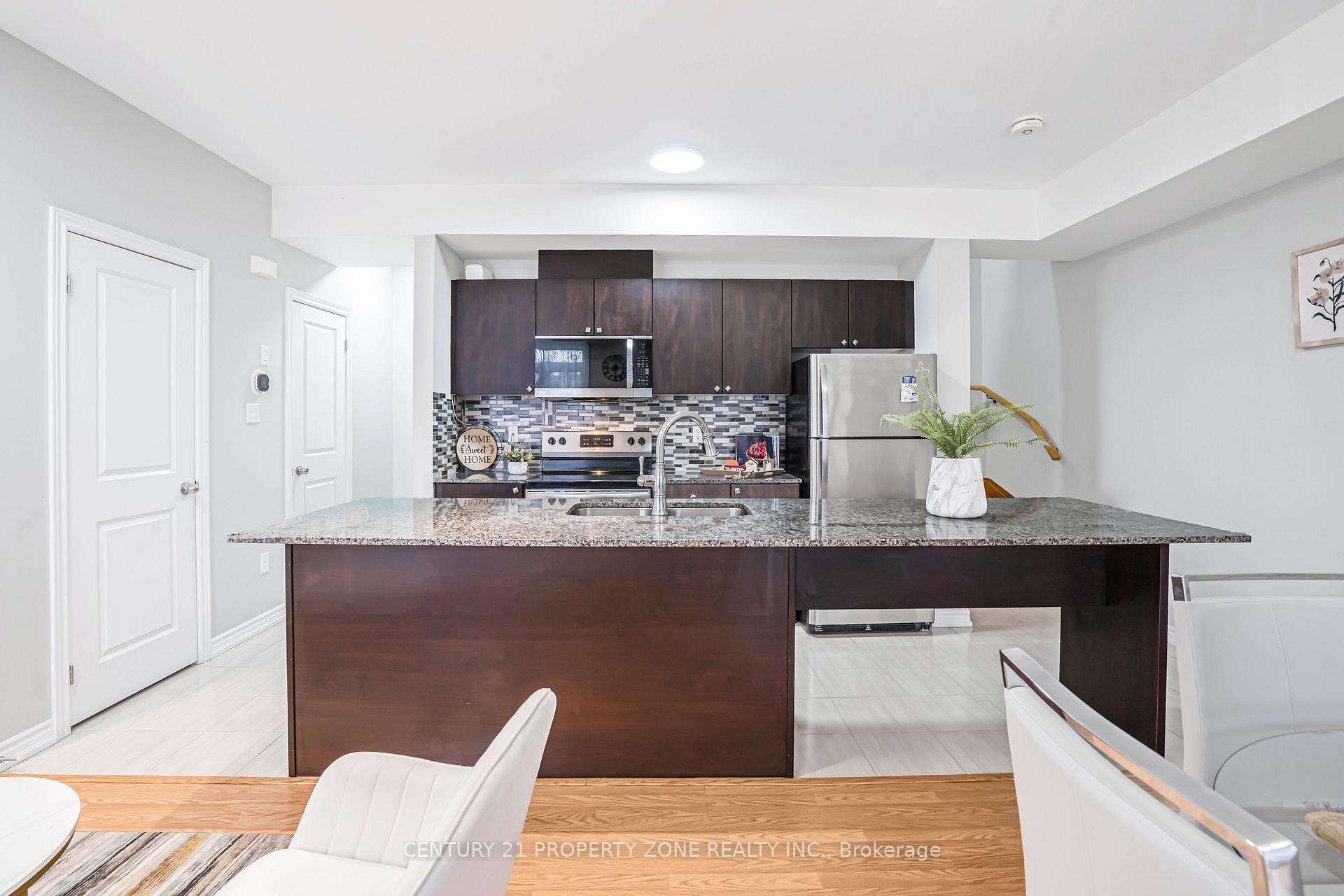 Photo 5 of 2633 Garrison Crossing Crescent, Pickering, Duffin Heights — HOMEH