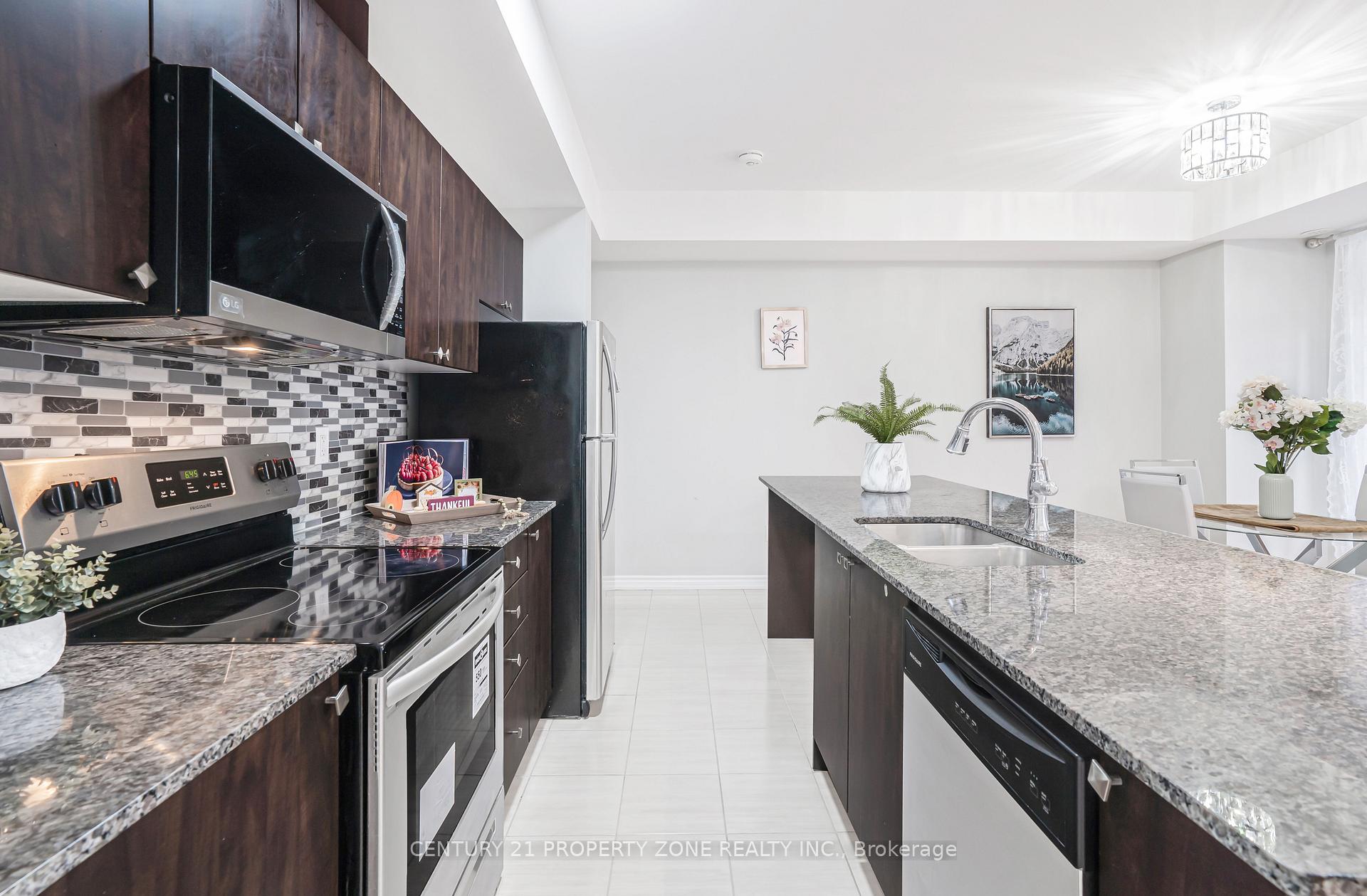 Photo 7 of 2633 Garrison Crossing Crescent, Pickering, Duffin Heights — HOMEH