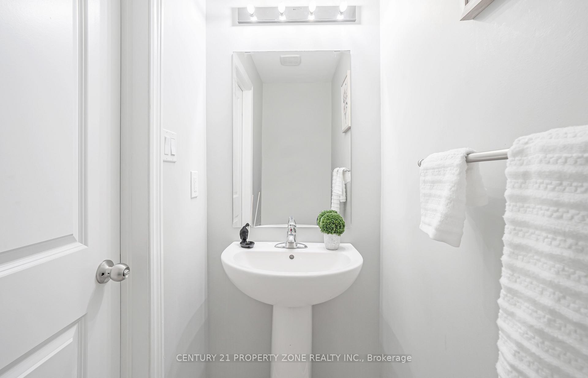 Photo 14 of 2633 Garrison Crossing Crescent, Pickering, Duffin Heights — HOMEH