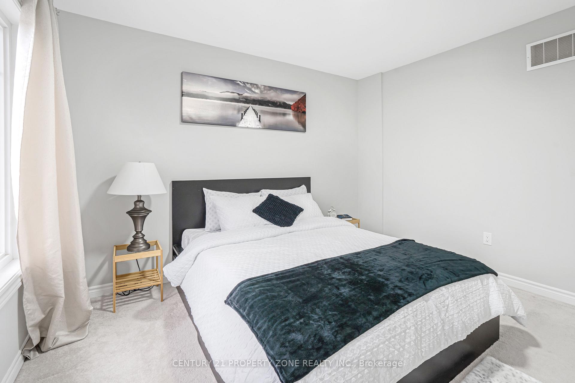 Photo 12 of 2633 Garrison Crossing Crescent, Pickering, Duffin Heights — HOMEH