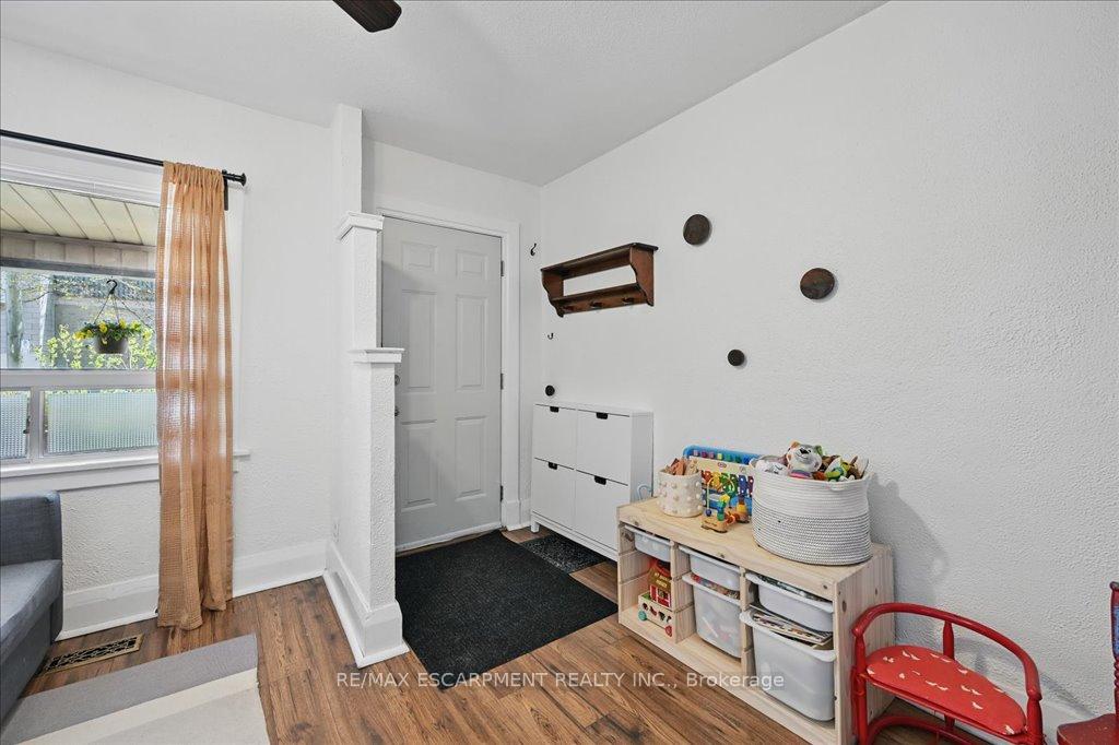 Photo 4 of 195 Catharine Street N, Hamilton, Beasley — HOMEH