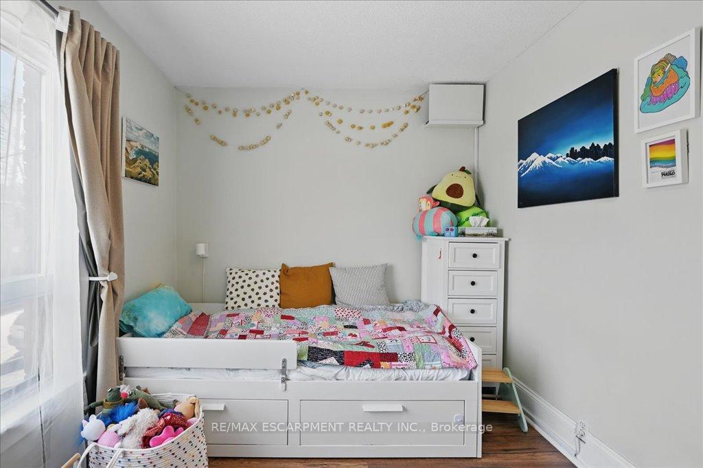 Photo 9 of 195 Catharine Street N, Hamilton, Beasley — HOMEH