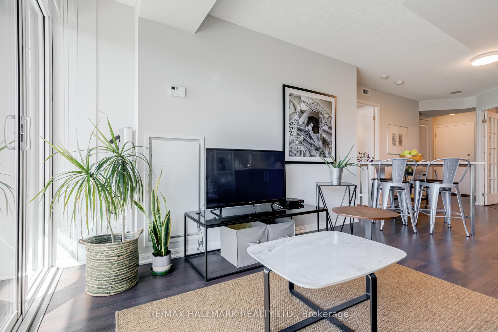 Photo 7 of Unit 2110, 400 Adelaide Street E, Toronto, Moss Park — HOMEH