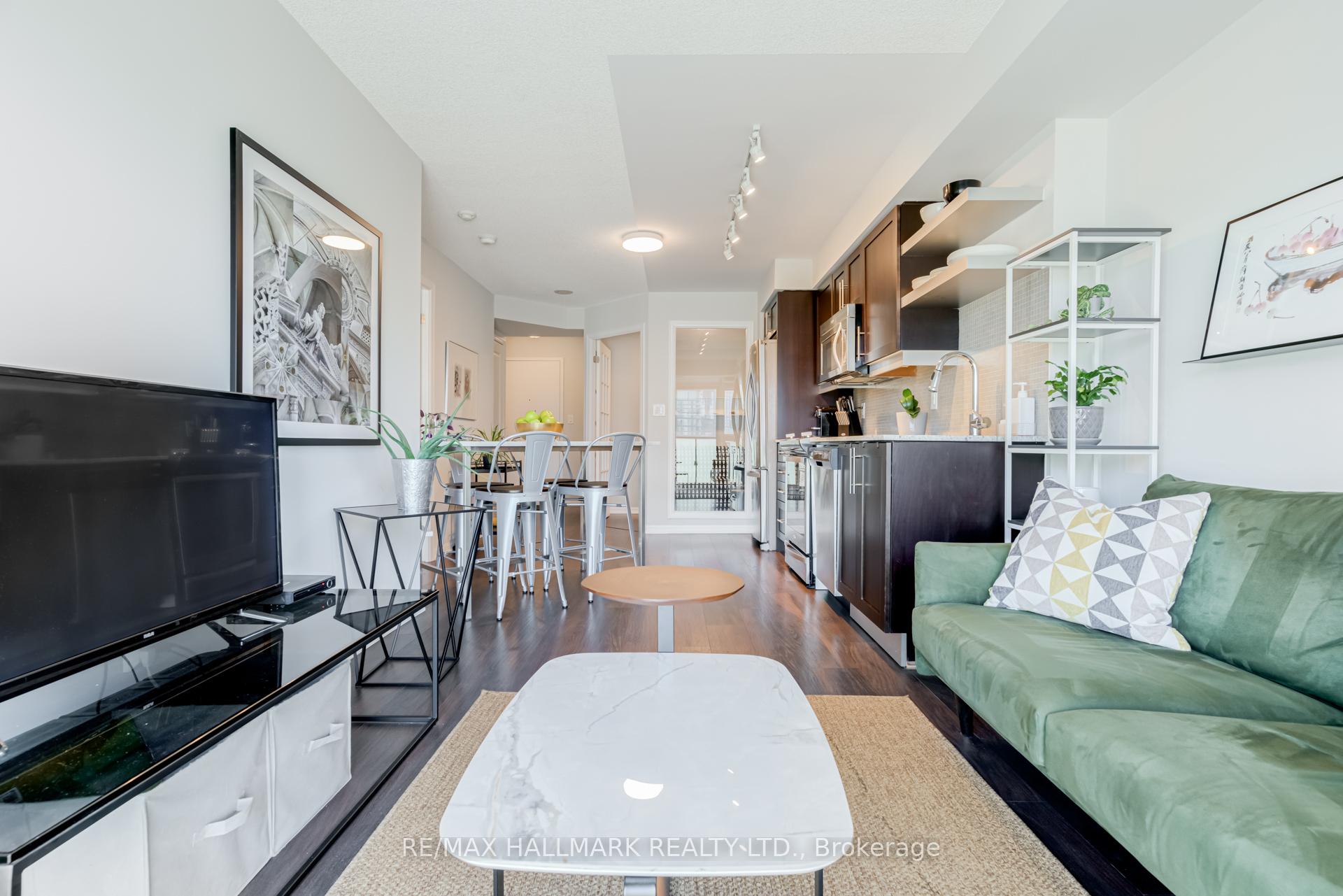 Photo 4 of Unit 2110, 400 Adelaide Street E, Toronto, Moss Park — HOMEH