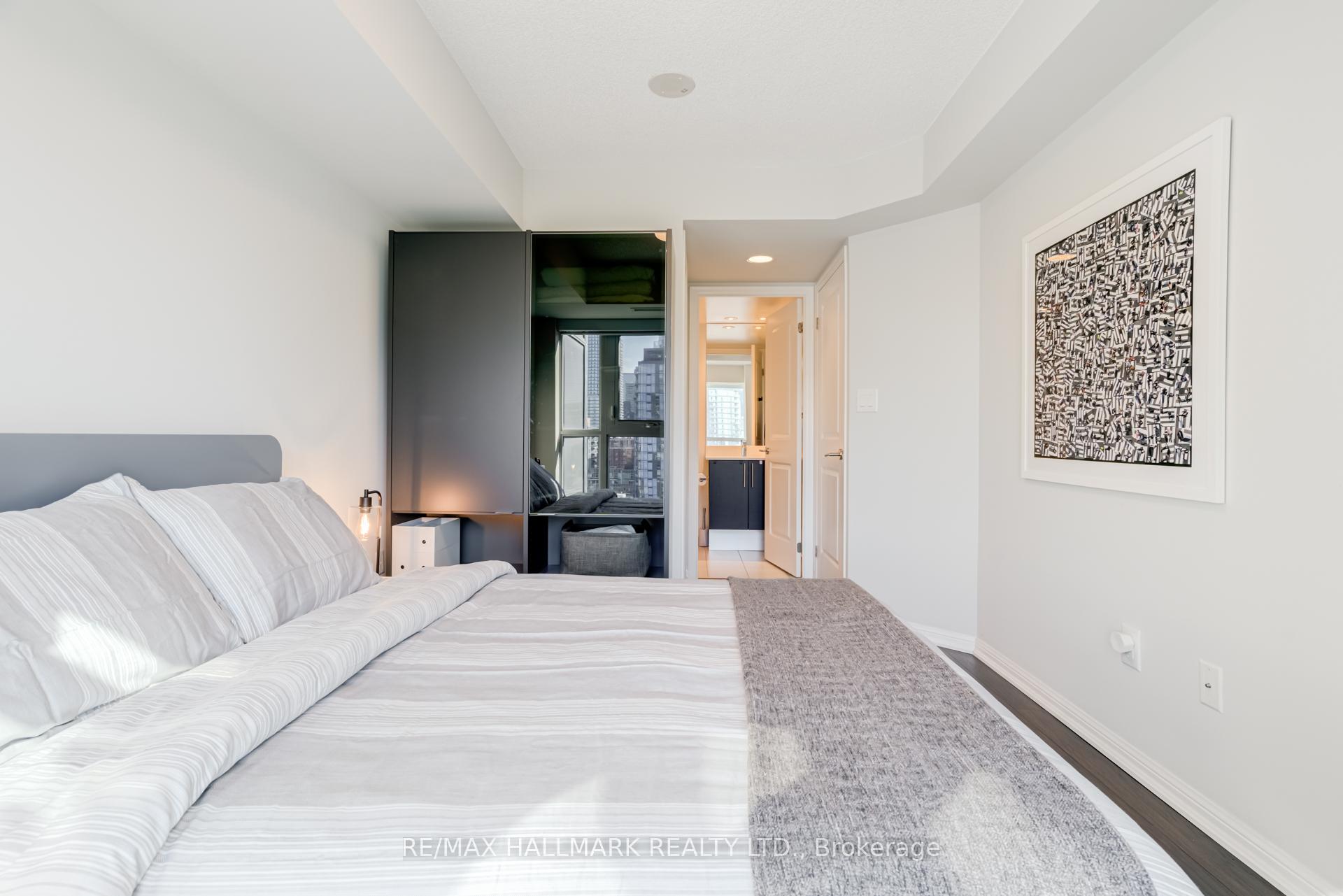 Photo 12 of Unit 2110, 400 Adelaide Street E, Toronto, Moss Park — HOMEH