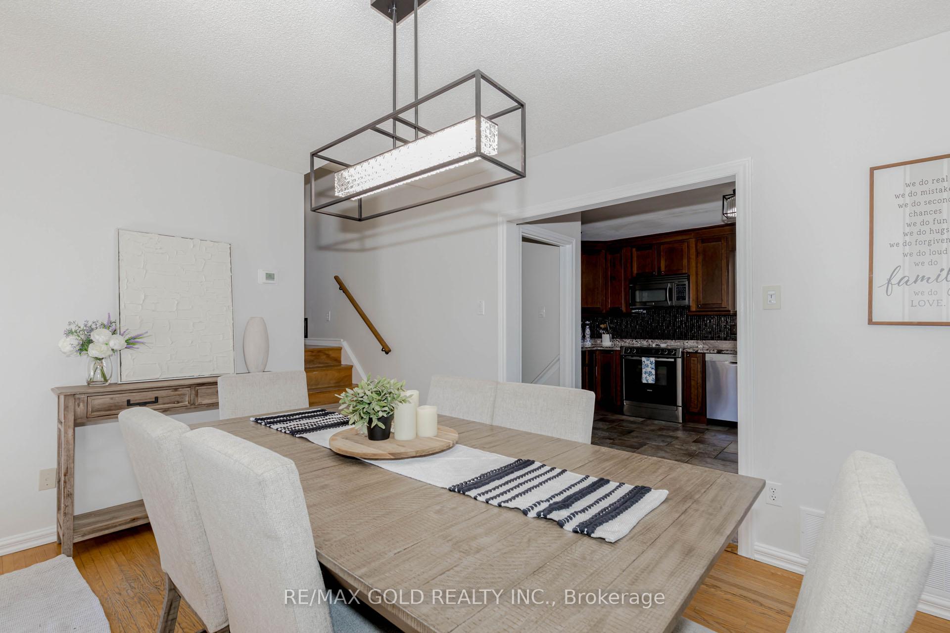 Photo 16 of 37 Brookdale Crescent, Brampton, Avondale — HOMEH