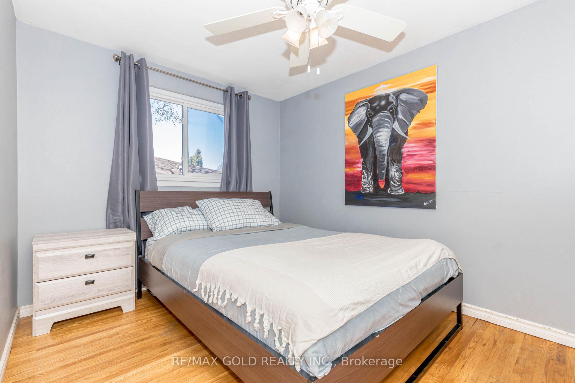 Photo 33 of 37 Brookdale Crescent, Brampton, Avondale — HOMEH
