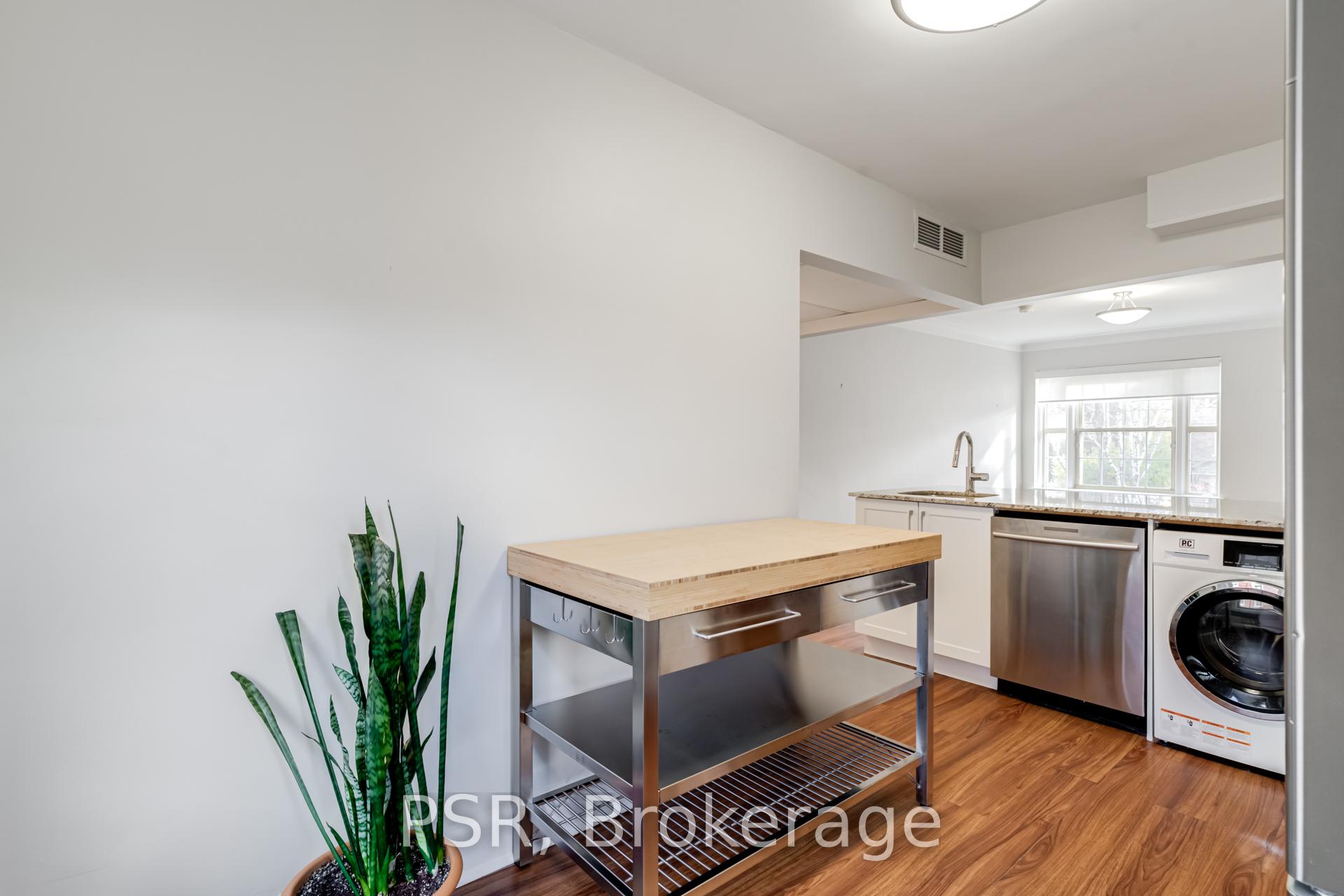 Photo 9 of Unit 26U, 4 Sutherland Drive, Toronto, Leaside — HOMEH