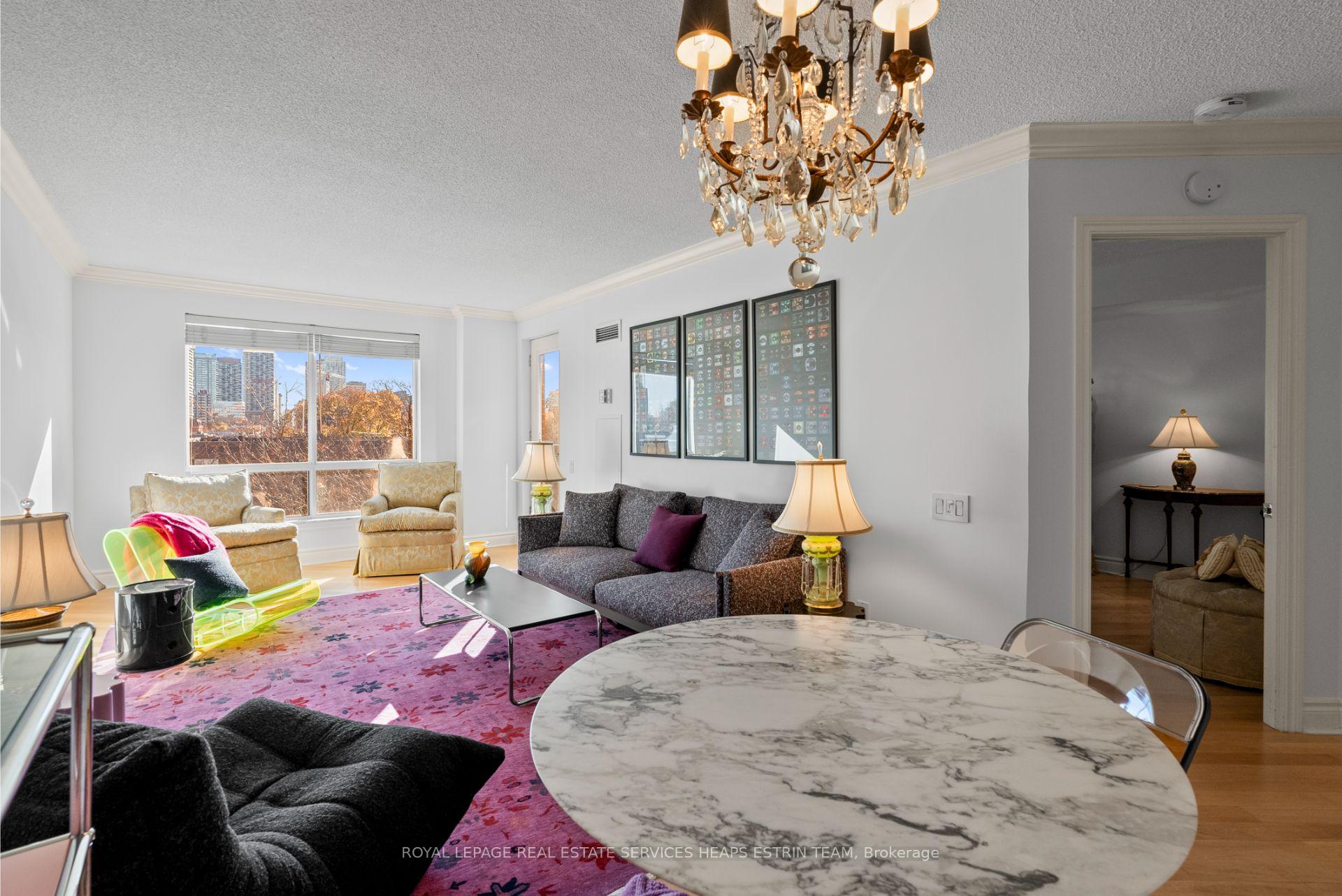 Photo 3 of Unit 404, 2 Alexandra Boulevard, Toronto, Lawrence Park South — HOMEH