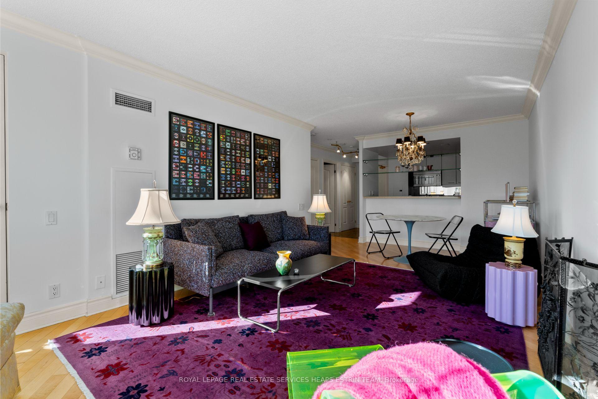 Photo 5 of Unit 404, 2 Alexandra Boulevard, Toronto, Lawrence Park South — HOMEH