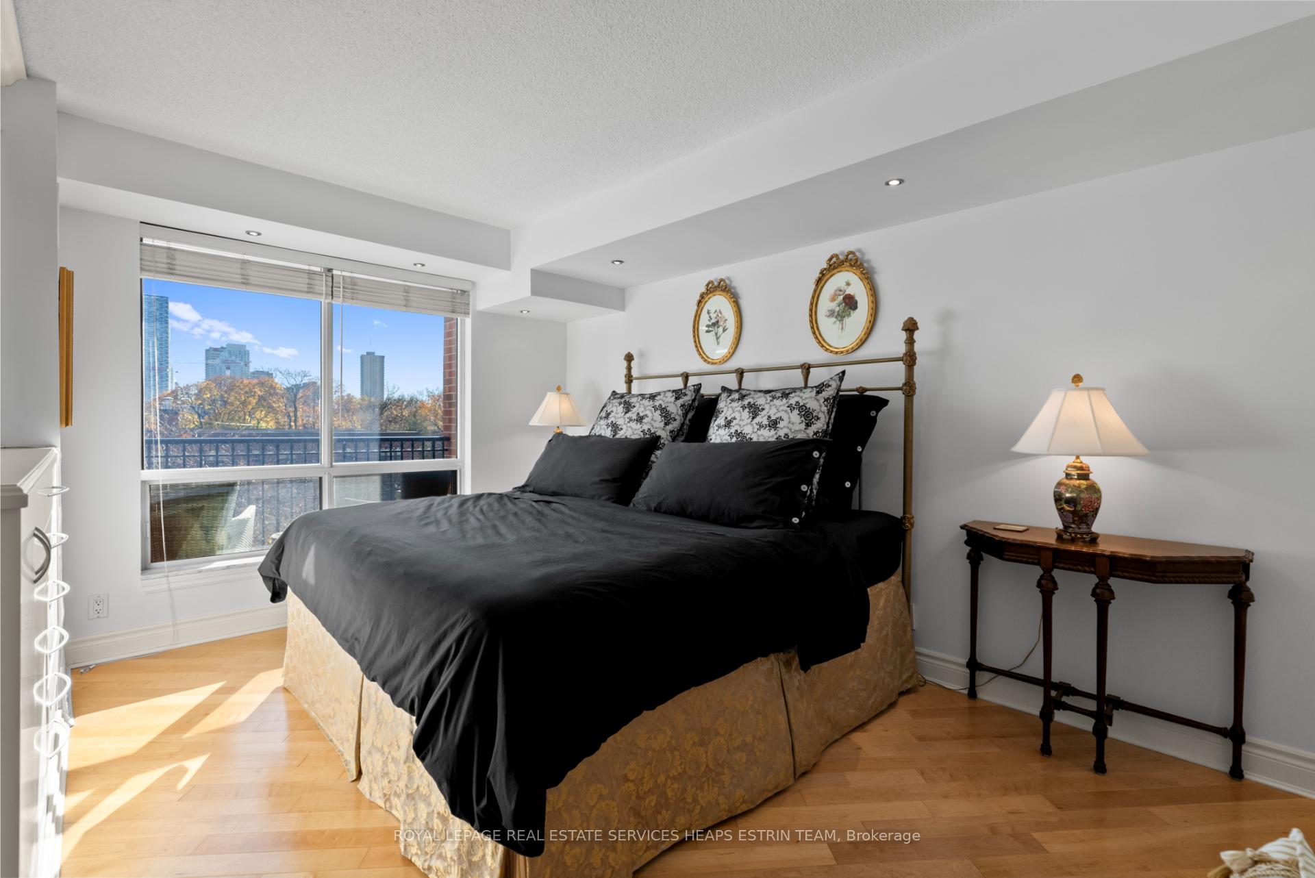 Photo 6 of Unit 404, 2 Alexandra Boulevard, Toronto, Lawrence Park South — HOMEH