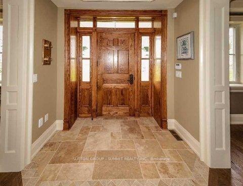 Photo 3 of 14 Seabrook Place, Brampton, Credit Valley — HOMEH