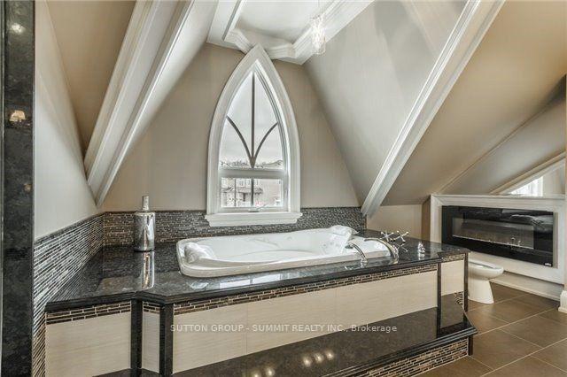 Photo 15 of 14 Seabrook Place, Brampton, Credit Valley — HOMEH