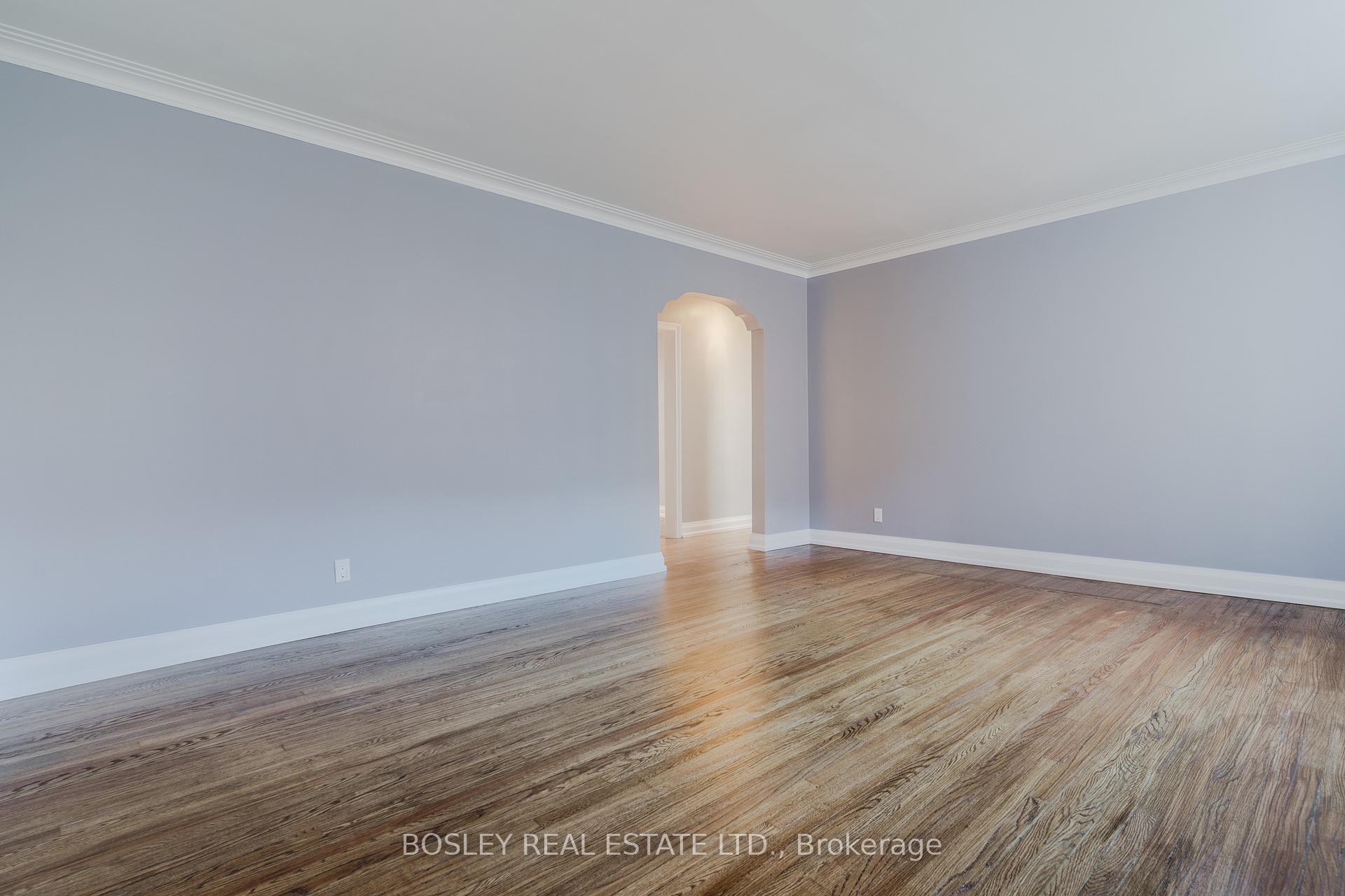 Photo 5 of Unit 2, 7 Warwick Avenue, Toronto, Humewood-Cedarvale — HOMEH