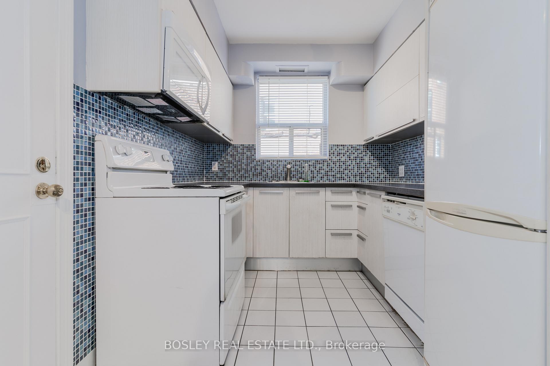 Photo 15 of Unit 2, 7 Warwick Avenue, Toronto, Humewood-Cedarvale — HOMEH