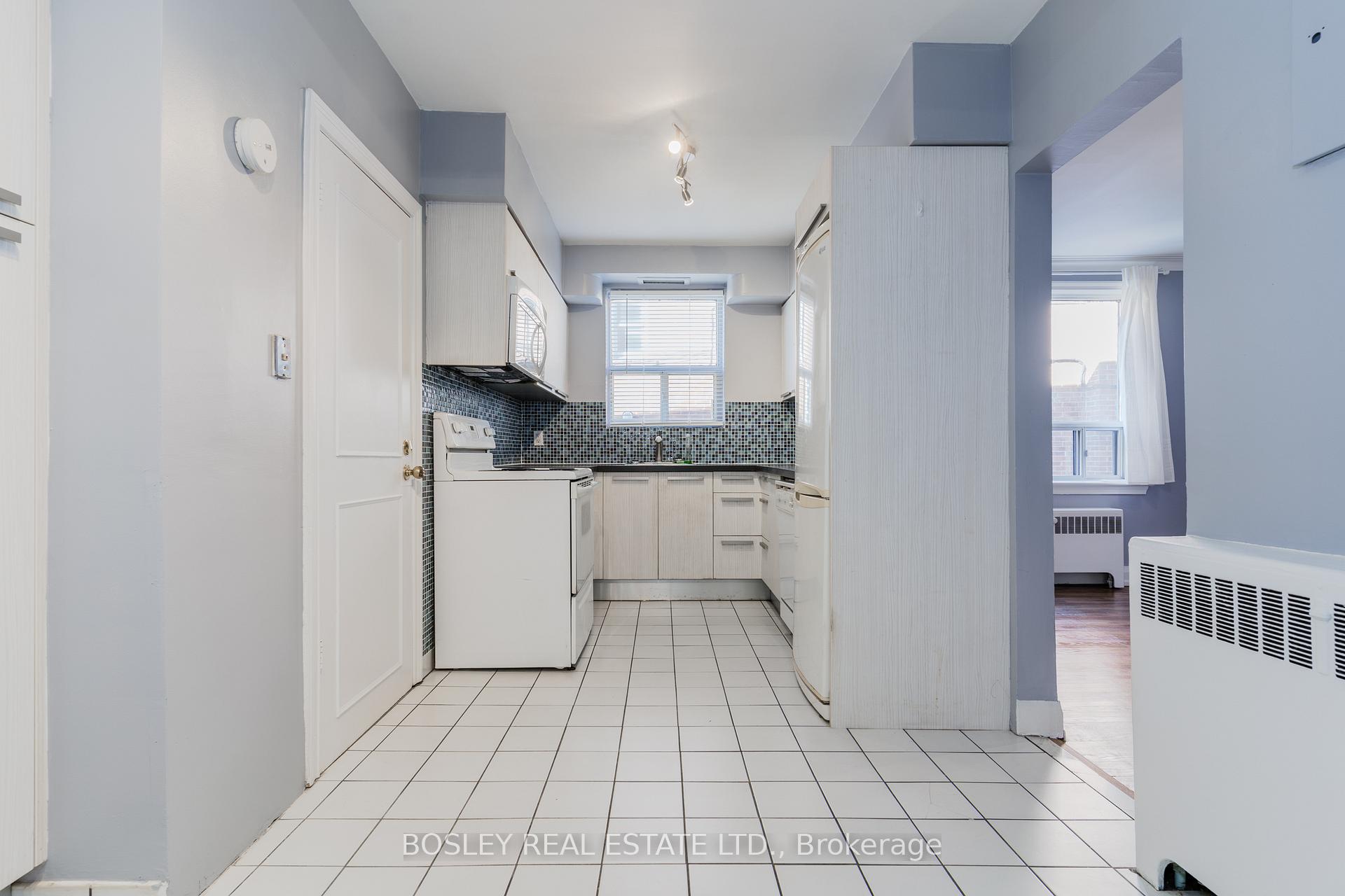 Photo 17 of Unit 2, 7 Warwick Avenue, Toronto, Humewood-Cedarvale — HOMEH